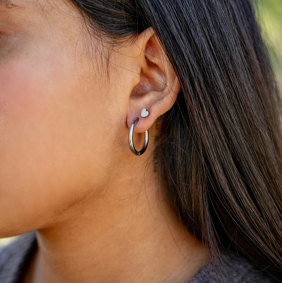 18K Gold Heart Earrings – Hypoallergenic Stainless Steel Studs | Minimalist Design