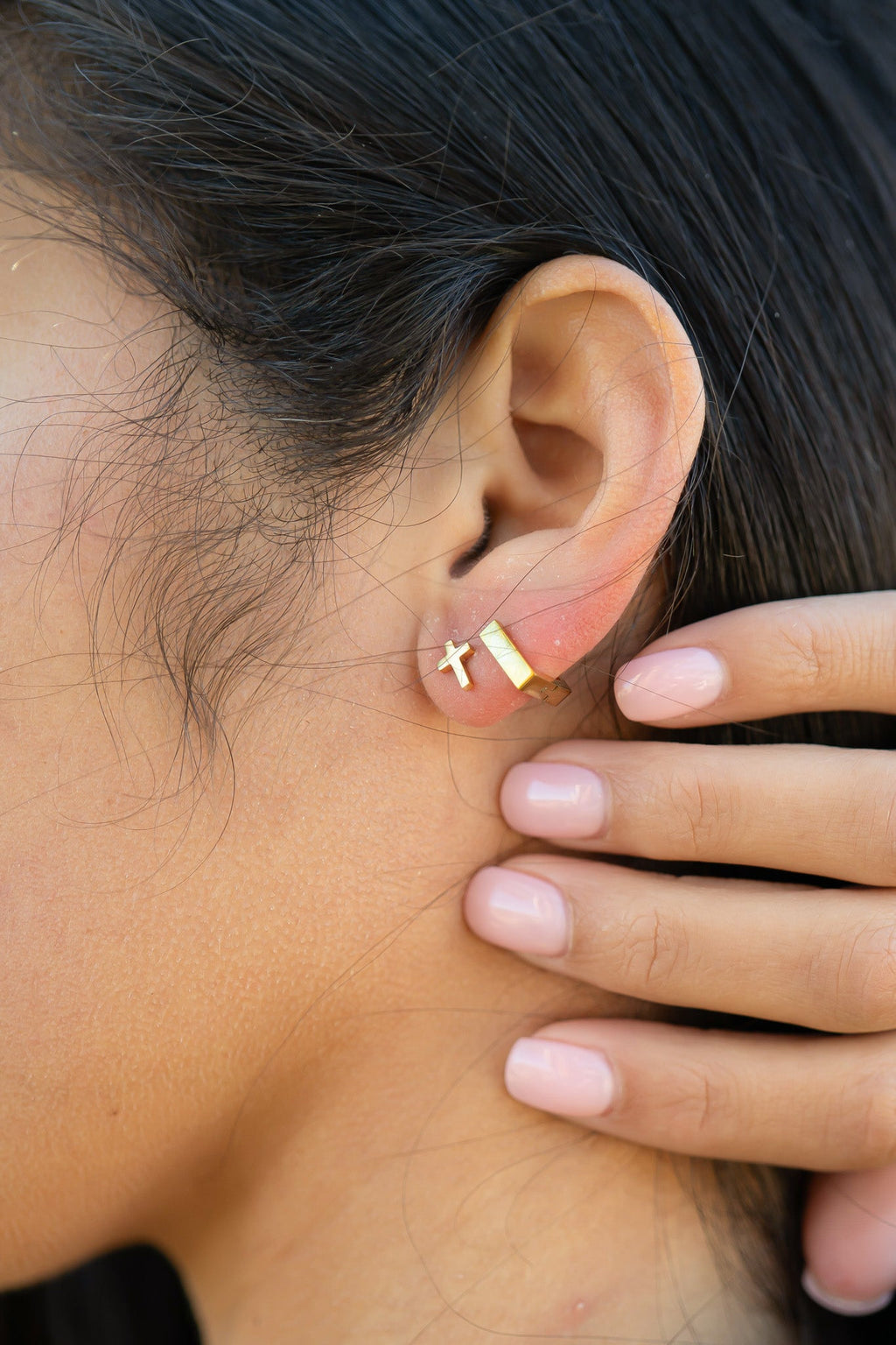 Gold Cross Earrings – 18K Gold Studs | Hypoallergenic Stainless Steel Jewelry