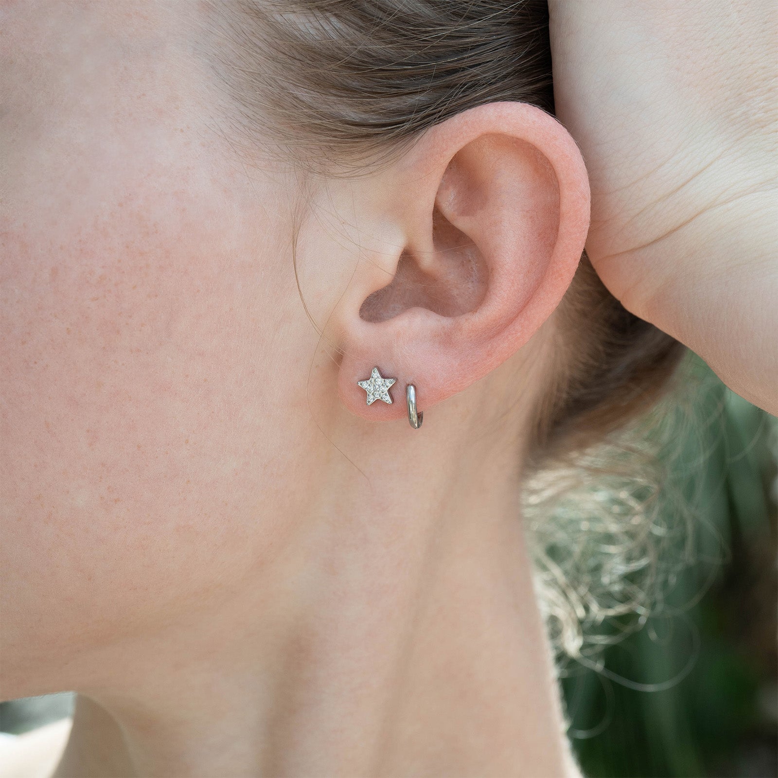 18K Gold Stud Earrings – Star Shaped Stainless Steel Hypoallergenic Jewelry