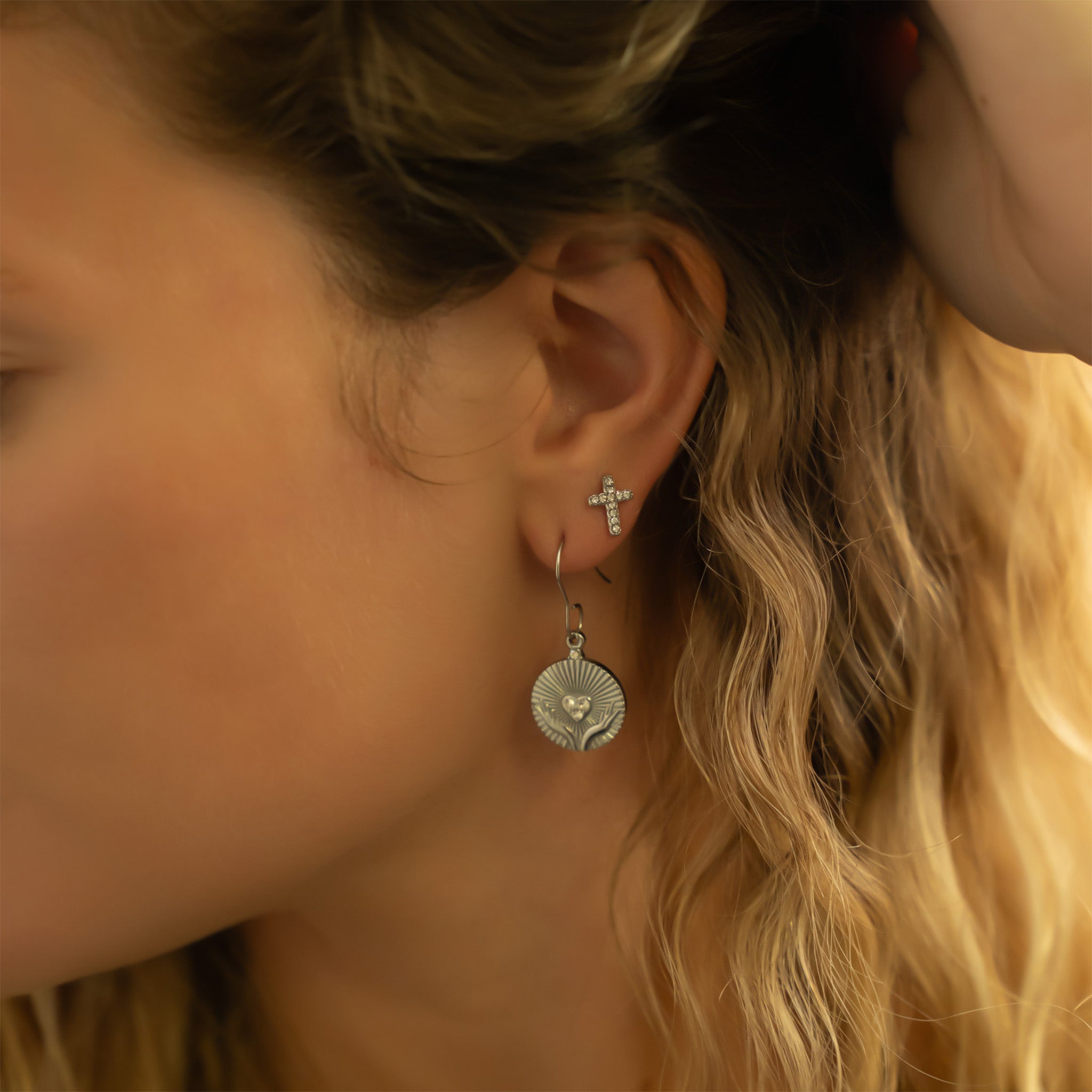 18K Gold Cross Earrings – Hypoallergenic Stainless Steel Stone Studs Jewelry