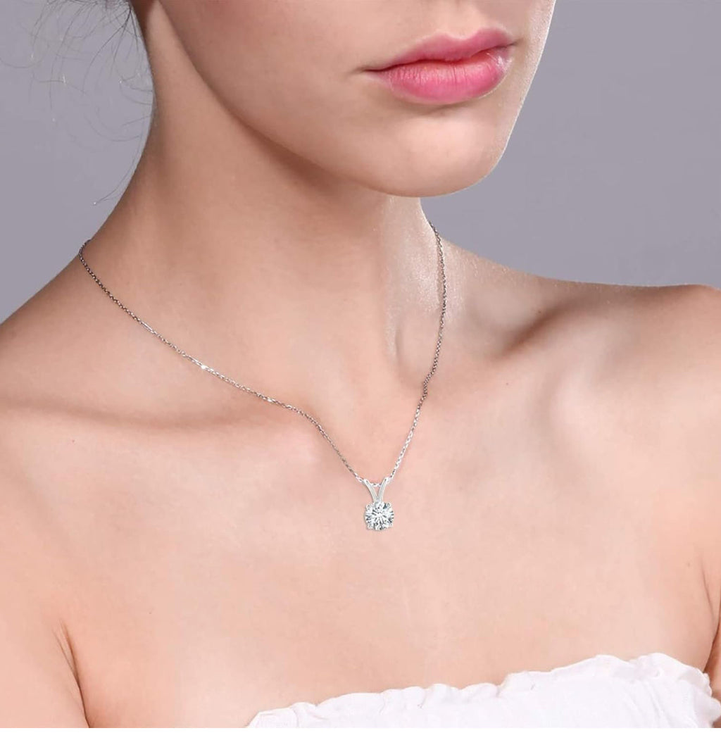 Lab Grown Diamond Pendant – 1 Carat Round Cut AGI Certified Gold Pendant