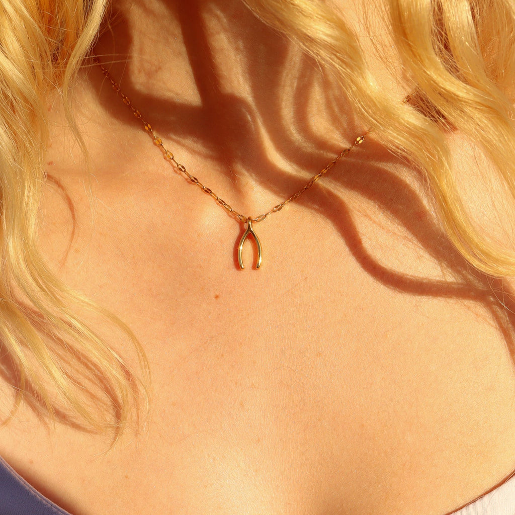 18K Gold Wishbone Charm – Hypoallergenic PVD Coated Stainless Steel Pendant