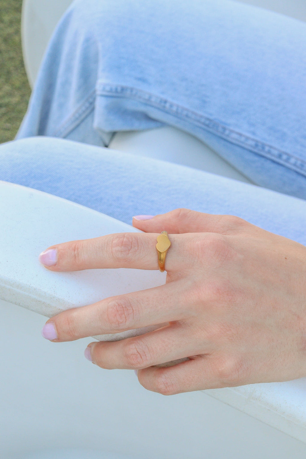 18K Gold Signet Ring – Engraved Heart Shaped Waterproof Durable Gold Stainless Steel