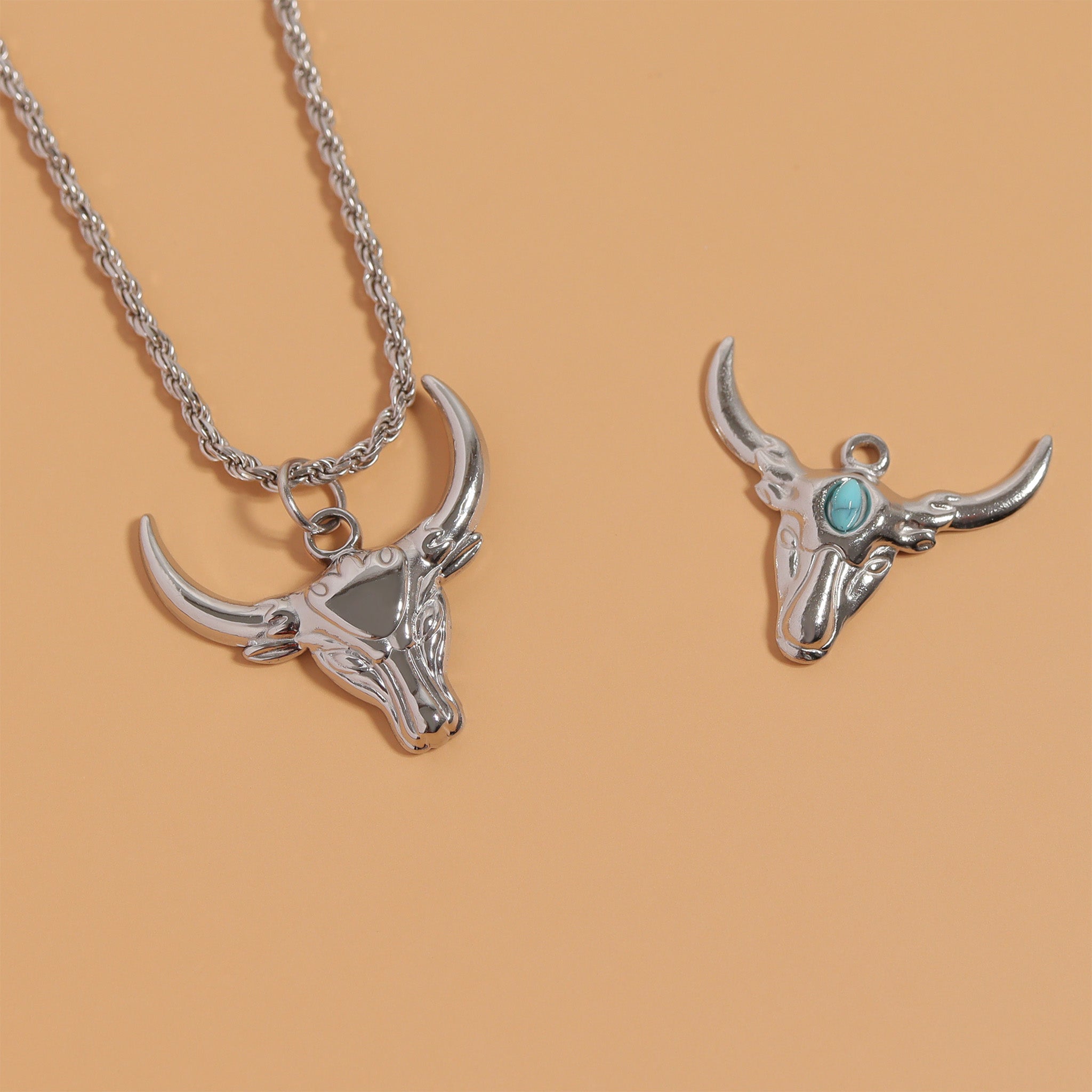 Longhorn Charm 18K Gold Pendant – Hypoallergenic Stainless Steel Turquoise Jewelry