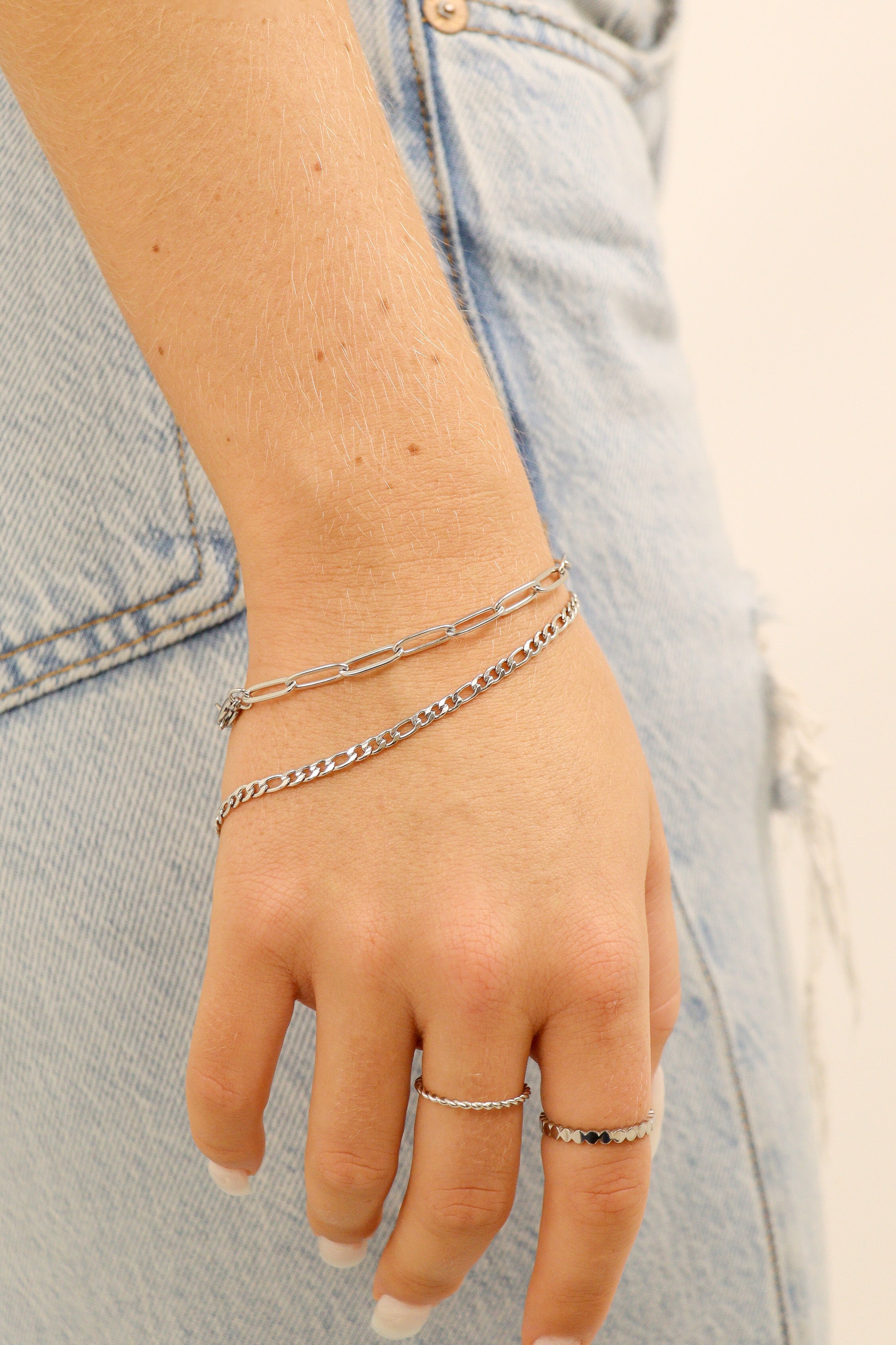 Paperclip Chain Bracelet – 18K Gold PVD Lightweight Stainless Steel Jewelry