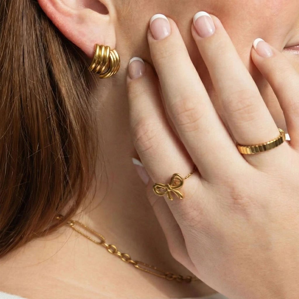 Adjustable Bow Ring – 18K Gold PVD Stainless Steel, Hypoallergenic & Scratch Resistant