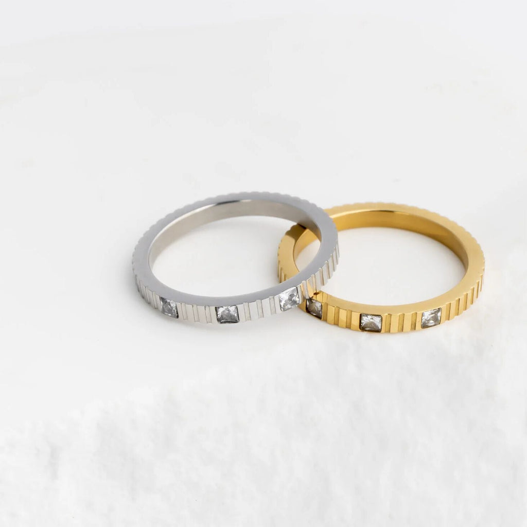 18K Gold Stacking Ring – Triple Stone Stainless Steel Fluted Band, Tarnish Resistant