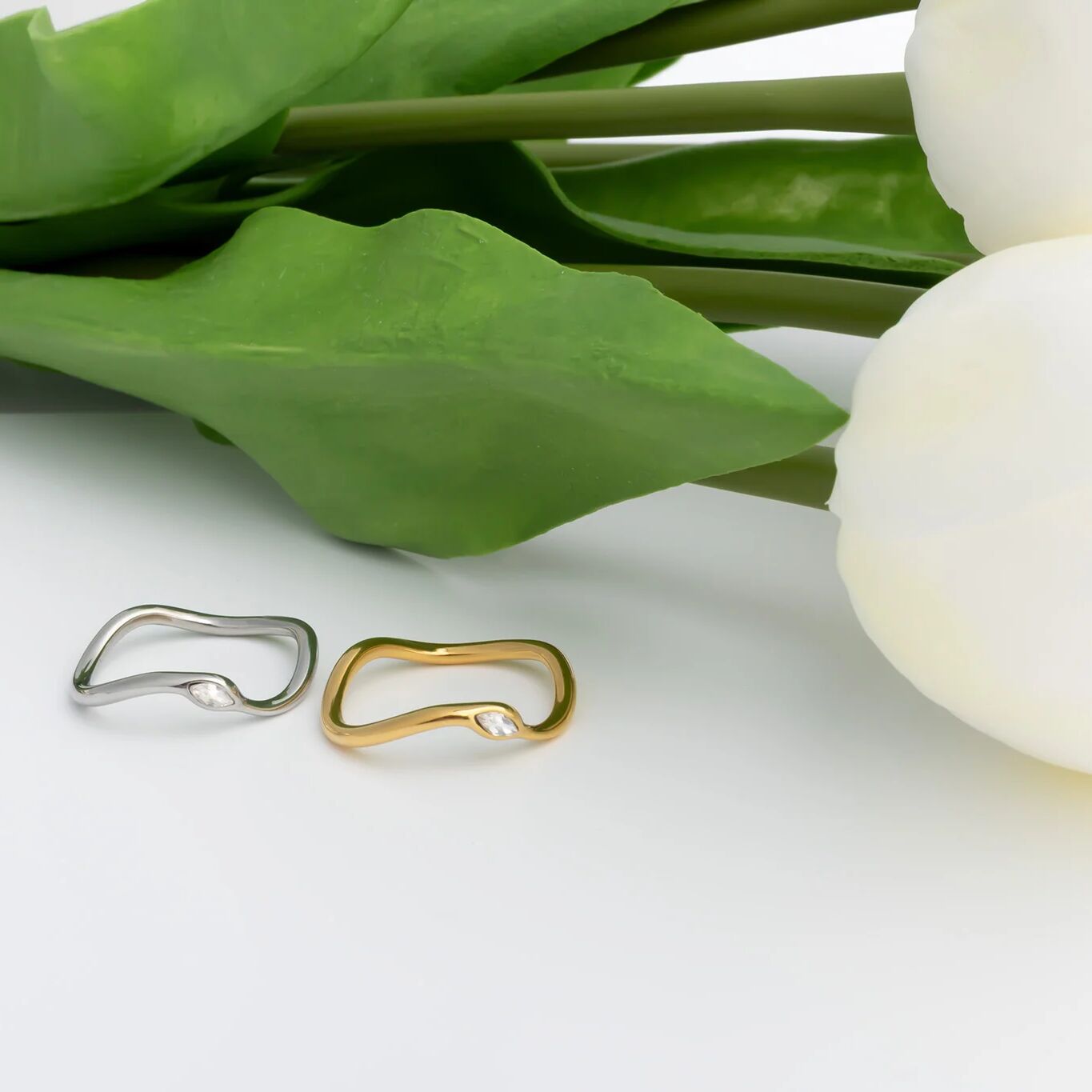 18K Gold Stacking Ring – Abstract Stone Accent | Durable Stainless Steel, Hypoallergenic