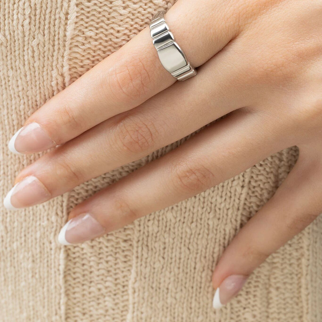 Silver Ridged Band Signet Ring
