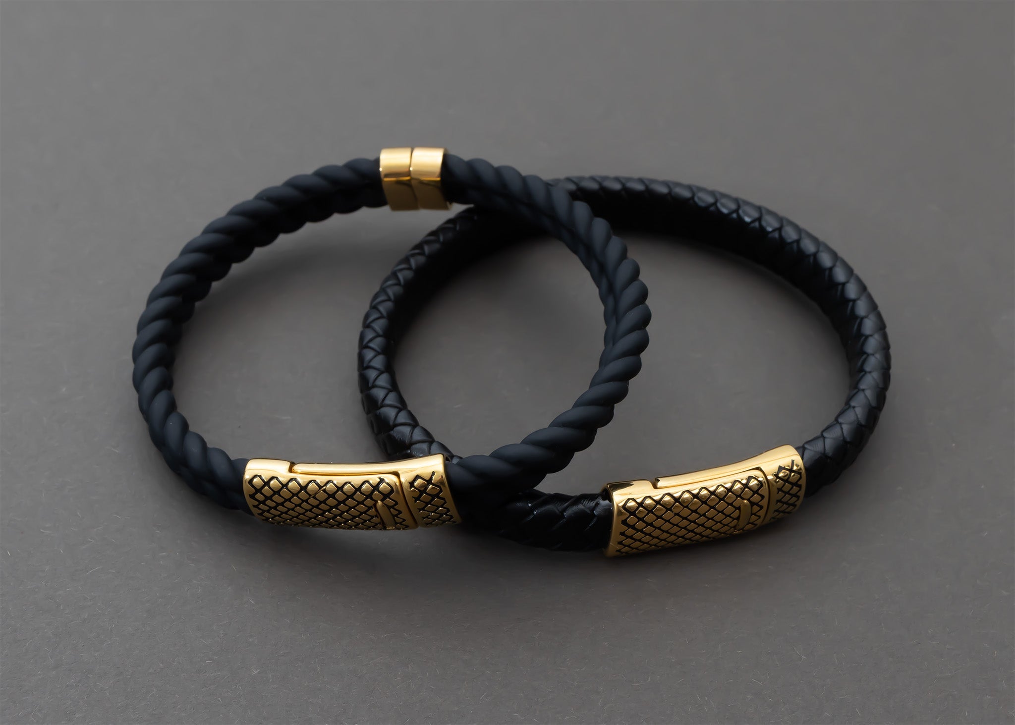 Mens Rubber Metal Clasp Bracelet