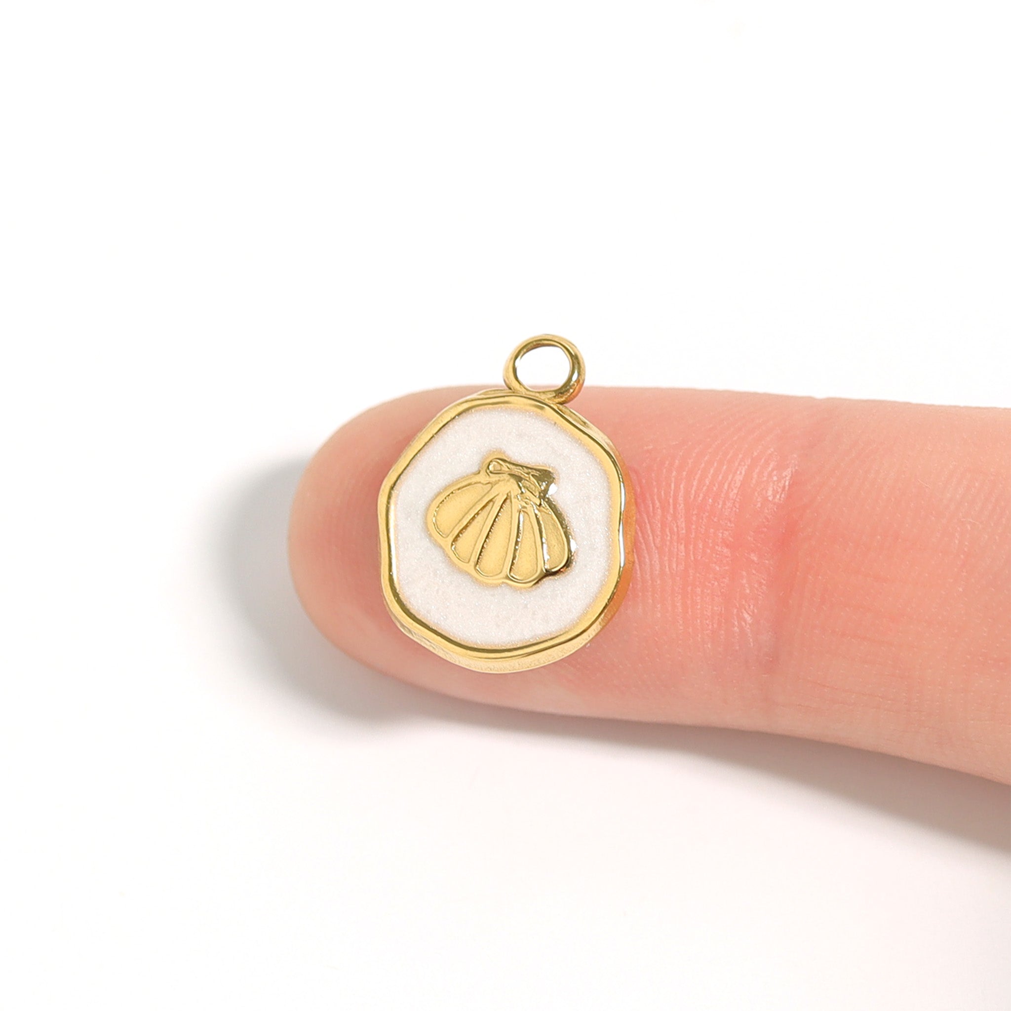 18K Gold Sea Shell Charm – White Epoxy Coastal Pendant | Hypoallergenic Accessory