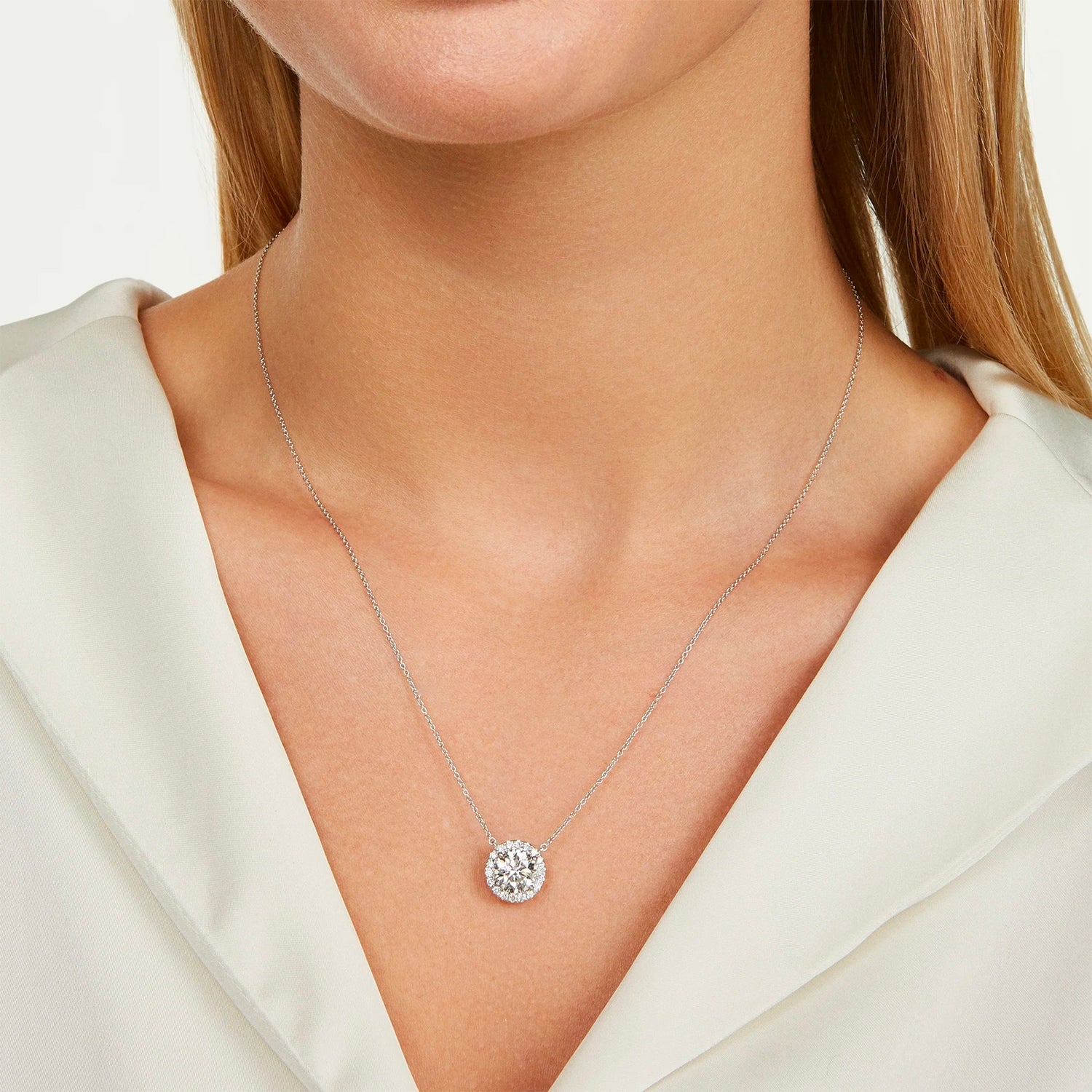 Lab Grown Diamond Necklace – 1.25 Carat Center Diamond Halo Pendant in 14kt White Gold