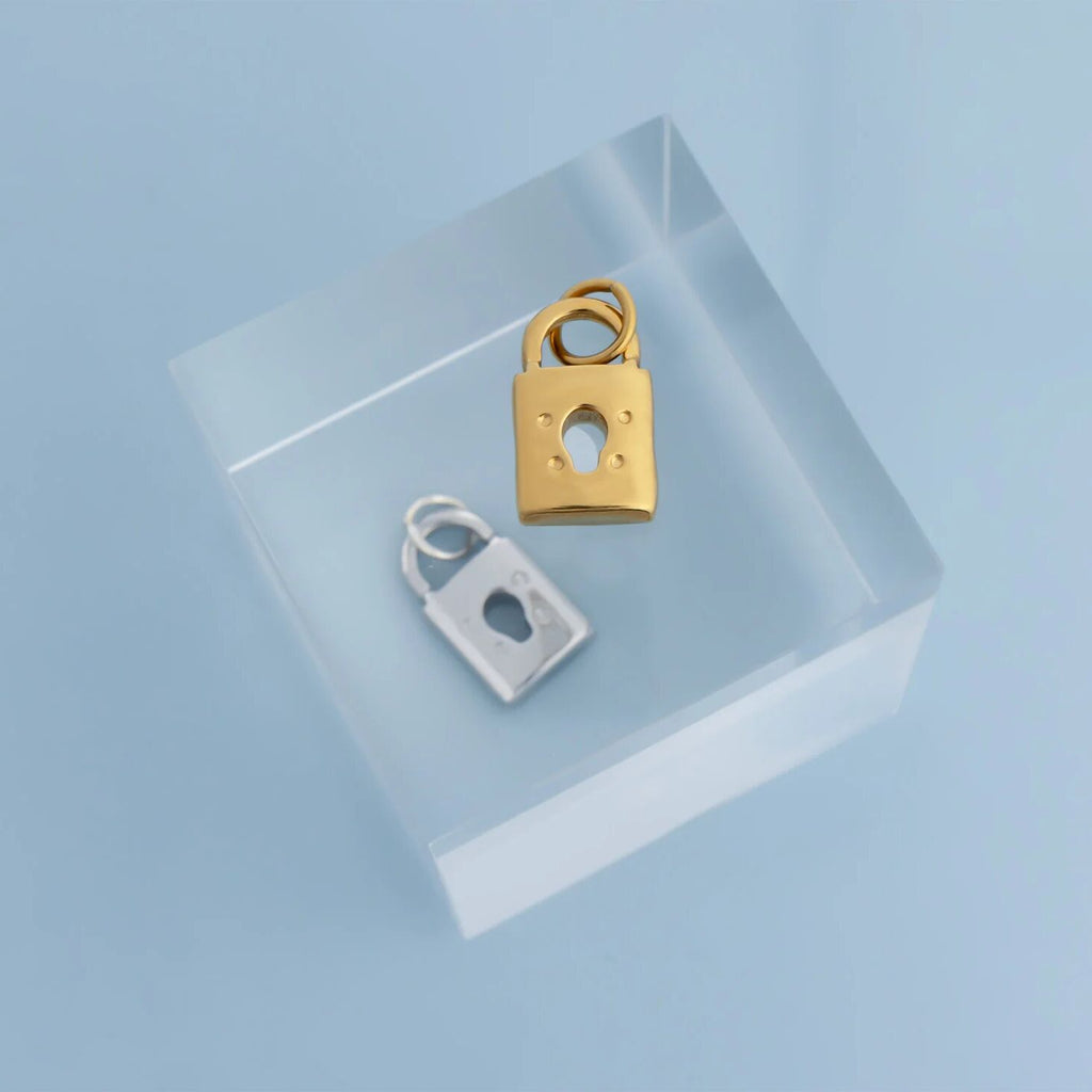 Gold Padlock Charm – Durable 18K Gold Jewelry Pendant for Bracelets & Necklaces