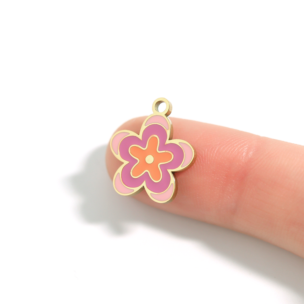 18K Gold Flower Charm – Pink Epoxy Pendant for Bracelets & Necklaces