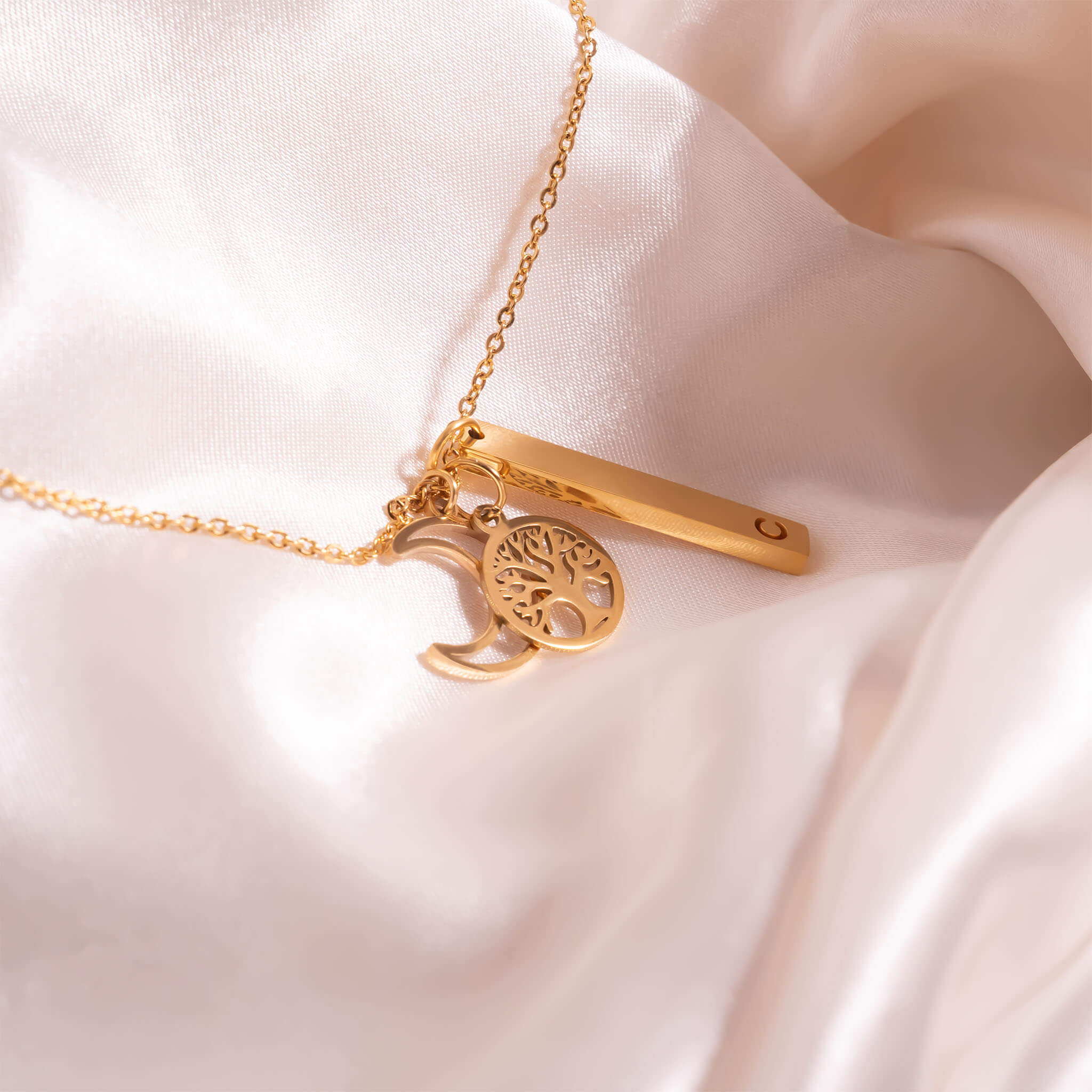 Crescent Moon Charm - Gold Plated 18K Pendant | Stainless Steel Jewelry Waterproof