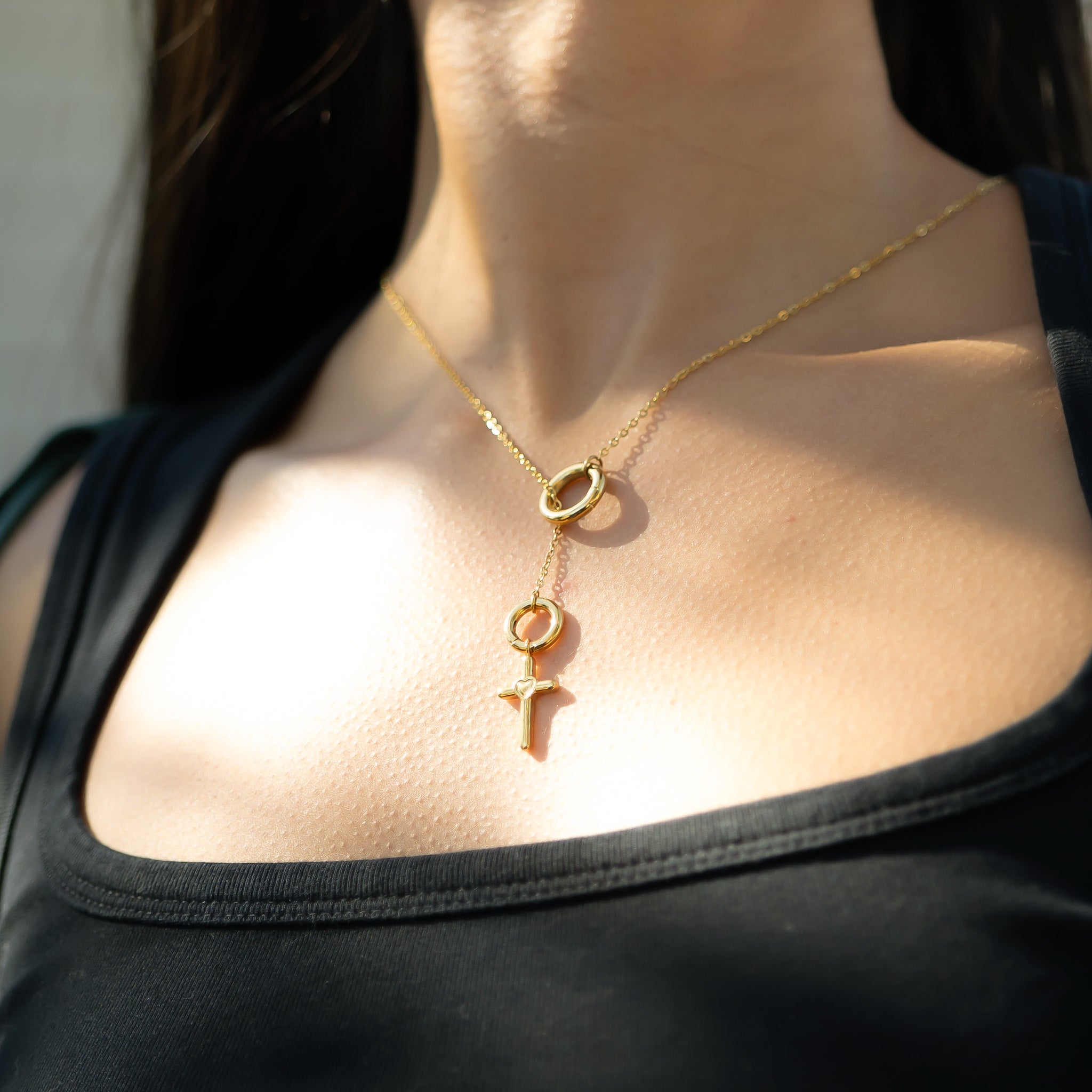 18K Gold Cross Charm – Hypoallergenic Stainless Steel Pendant With Heart Design