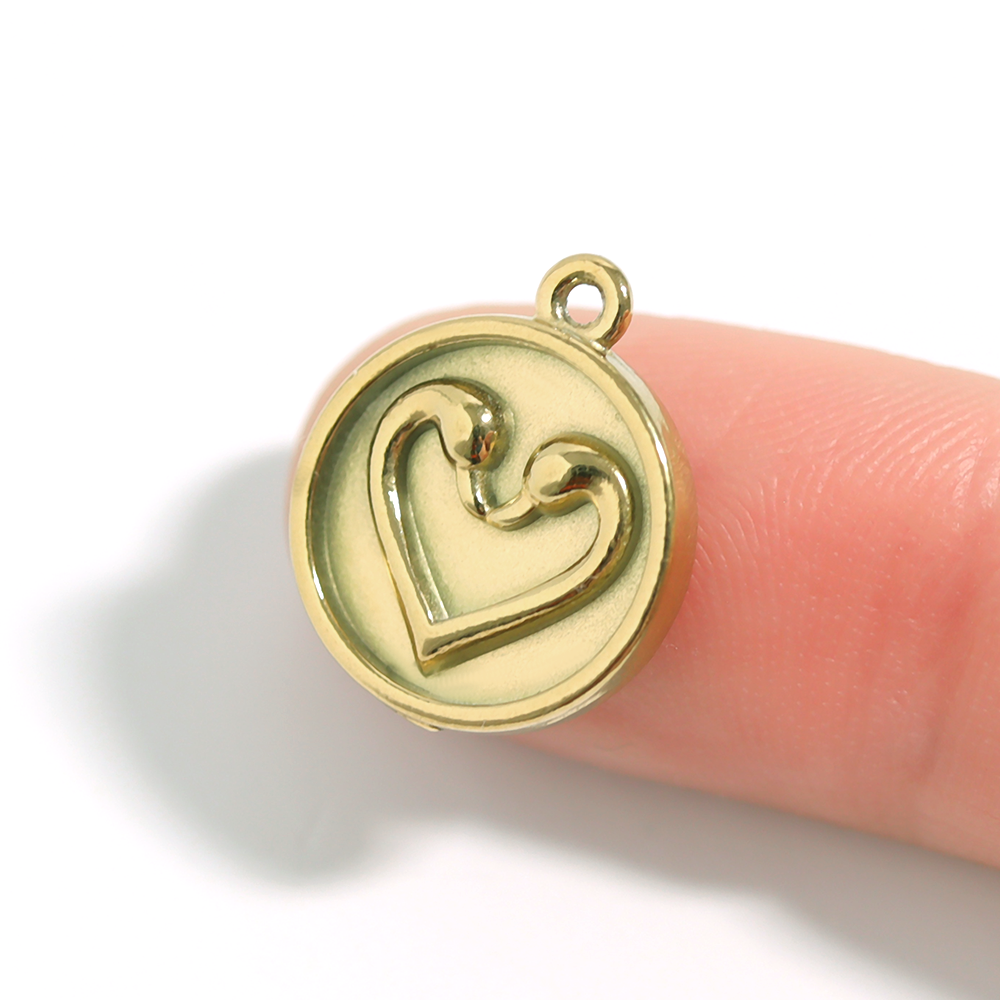 18K Gold Swan Charm – Stainless Steel Circle Pendant | Hypoallergenic Scratch Resistant Jewelry
