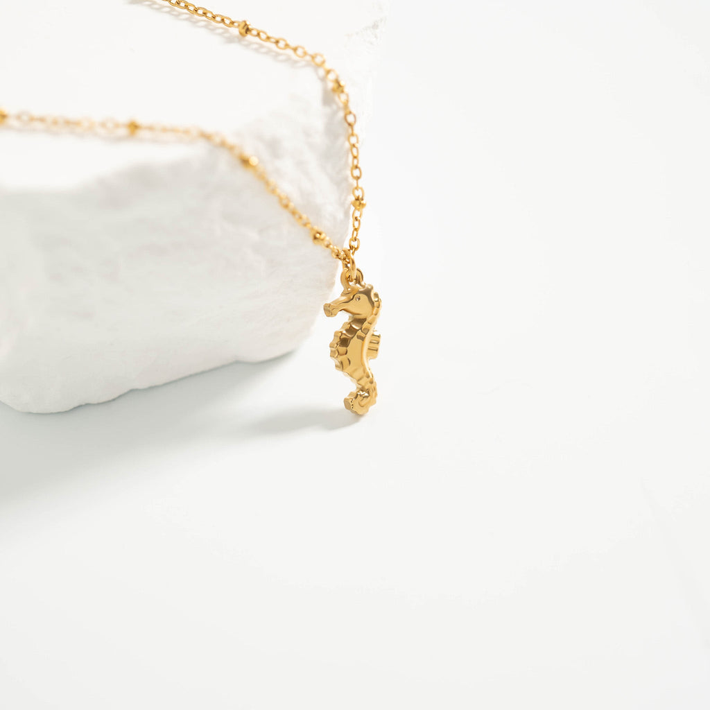 18K Gold Seahorse Charm – Hypoallergenic Stainless Steel Pendant for Ocean Lovers