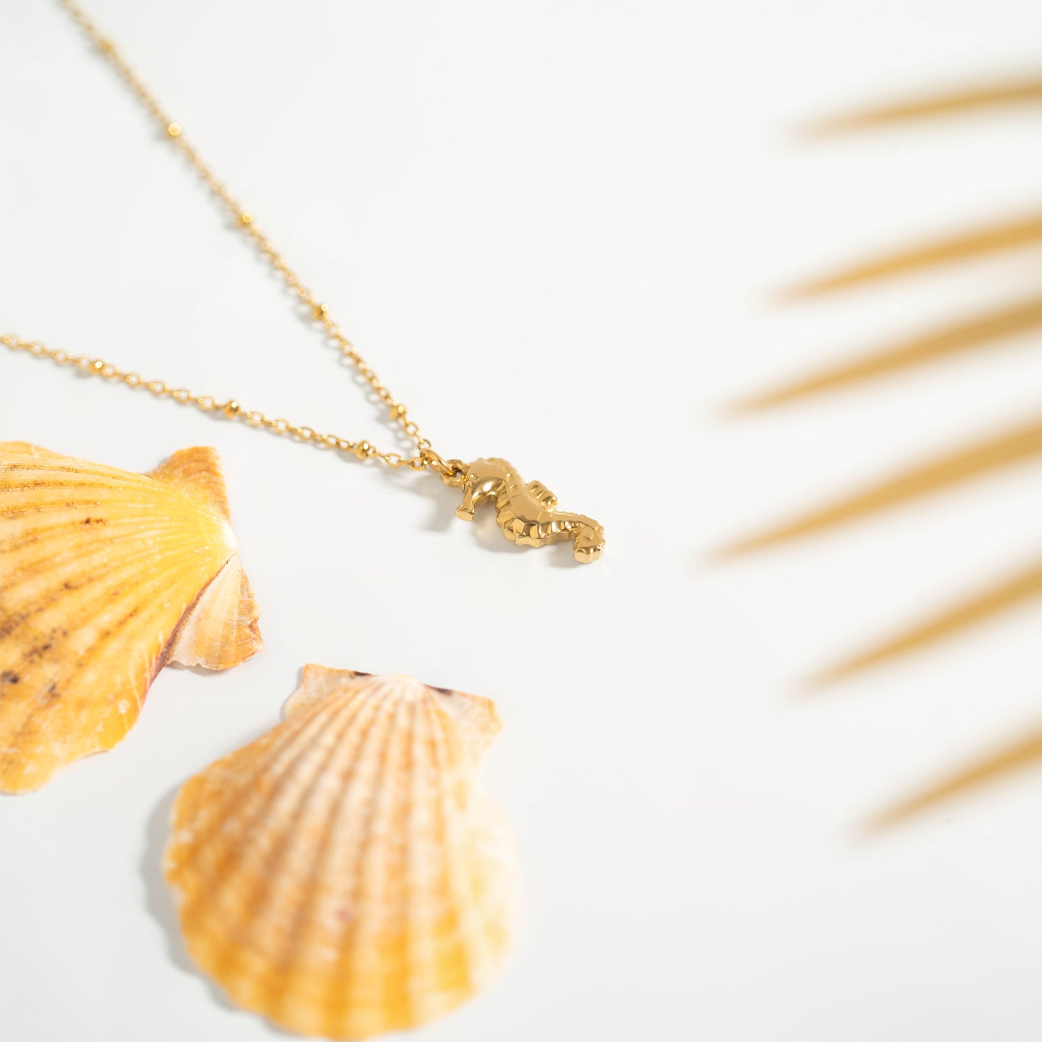 18K Gold Seahorse Charm – Hypoallergenic Stainless Steel Pendant for Ocean Lovers