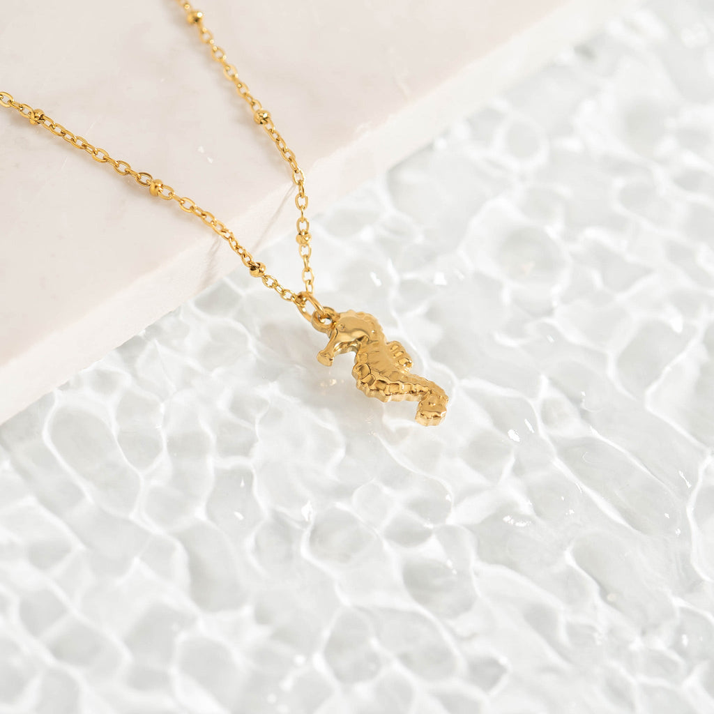 18K Gold Seahorse Charm – Hypoallergenic Stainless Steel Pendant for Ocean Lovers