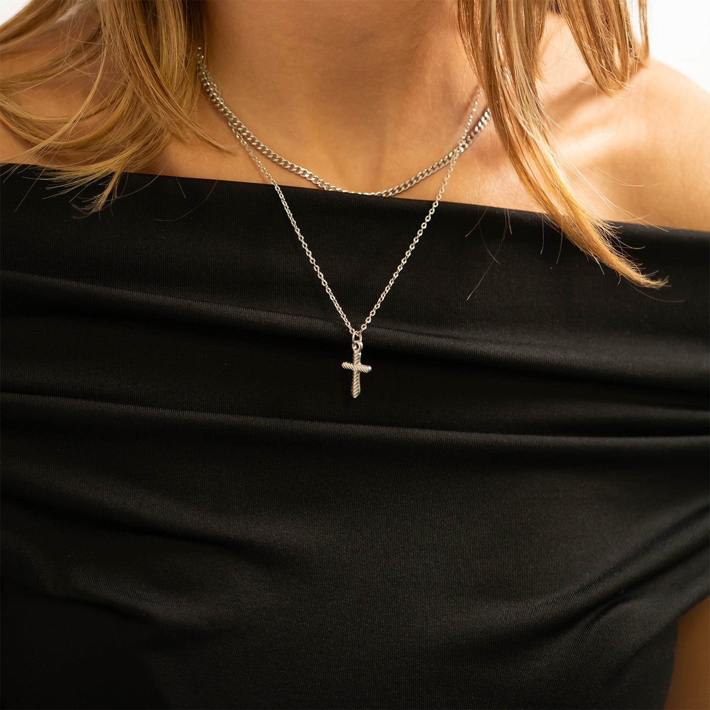 18K Gold Cross Charm – Textured Stainless Steel Pendant for Chain Bracelets