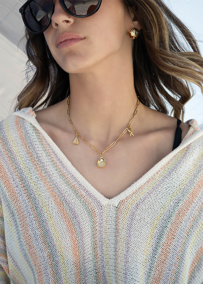 Gold Shell Charm – 18K Gold PVD Pearl Pendant | Waterproof Stainless Steel Jewelry Accent