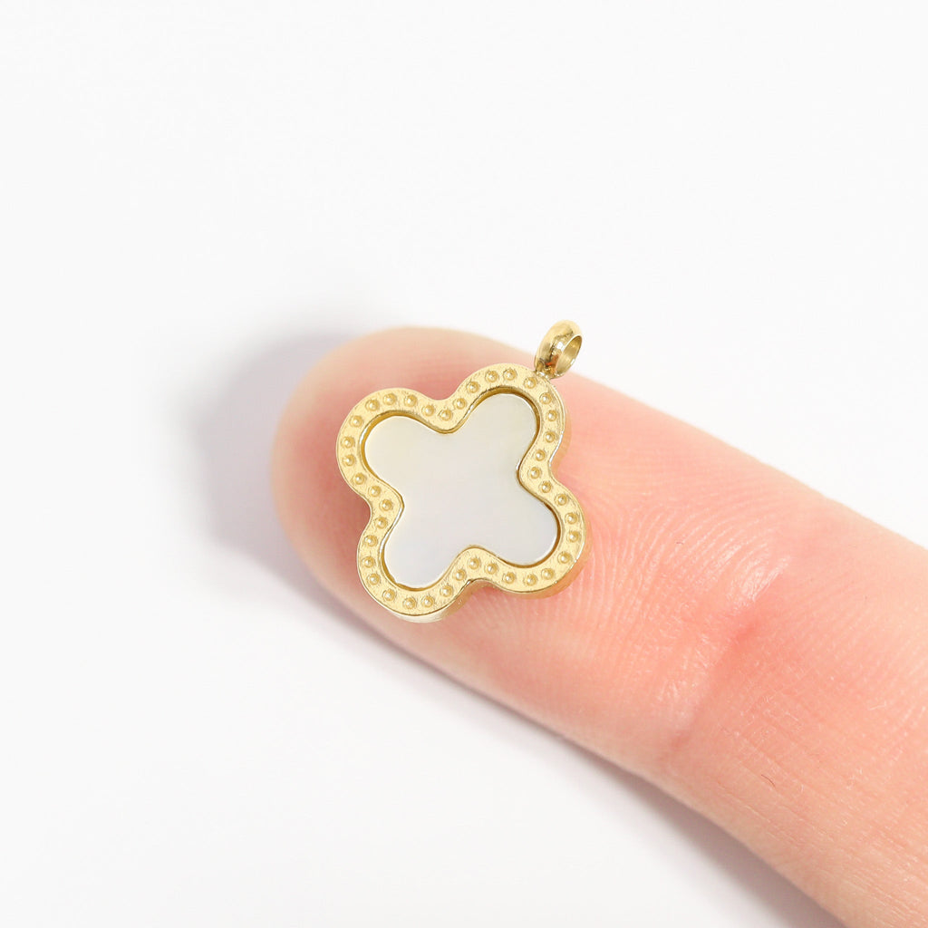 Lucky Clover Charm – 18K Gold Jewelry Pendant | Hypoallergenic Stainless Steel