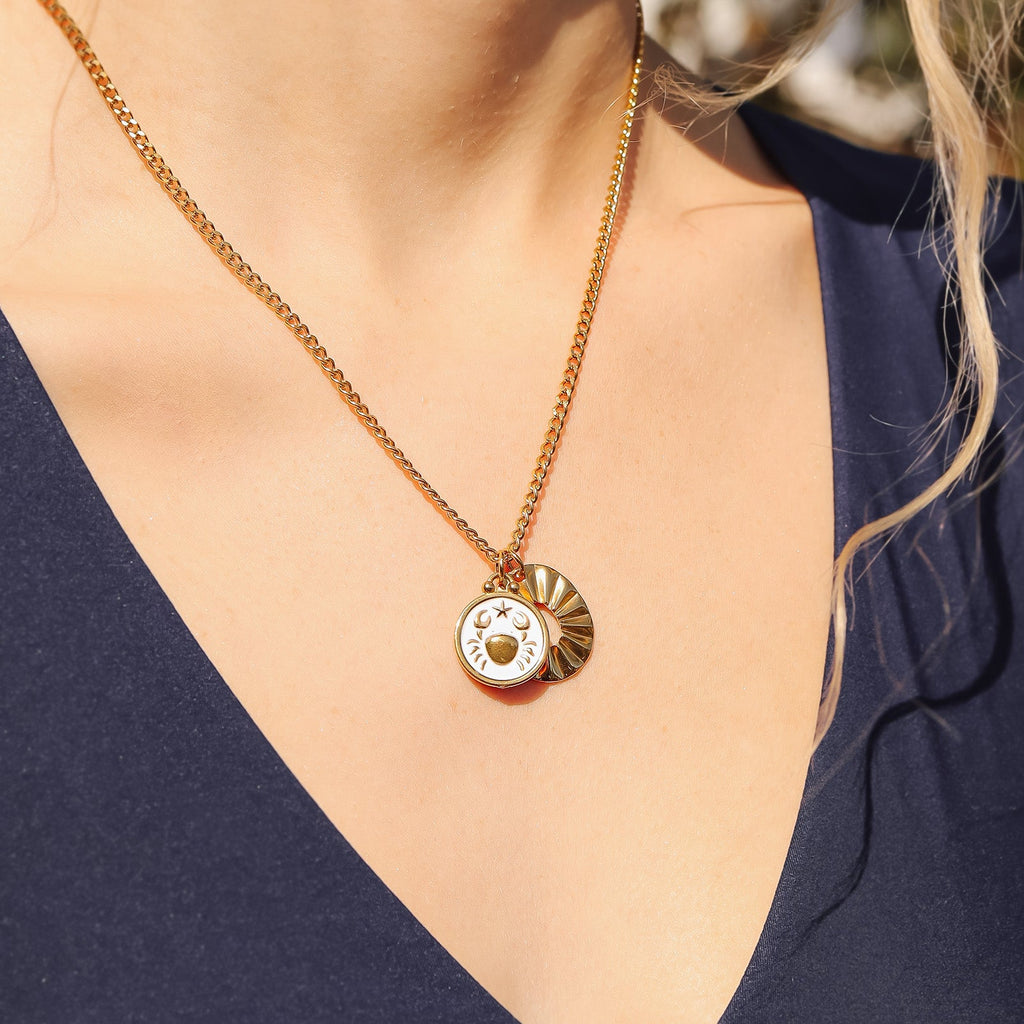 18K Gold Oval Charm – Crimped Stainless Steel Pendant | Hypoallergenic Jewelry