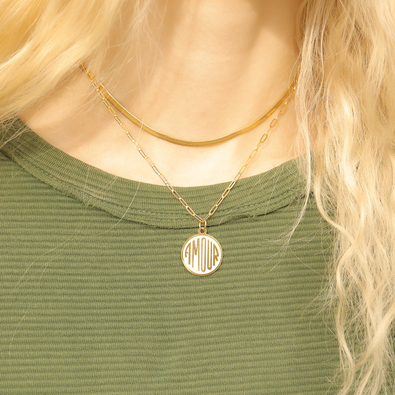 Gold Amour Charm – 18K Gold Plated Round Pendant With Love Symbol Design
