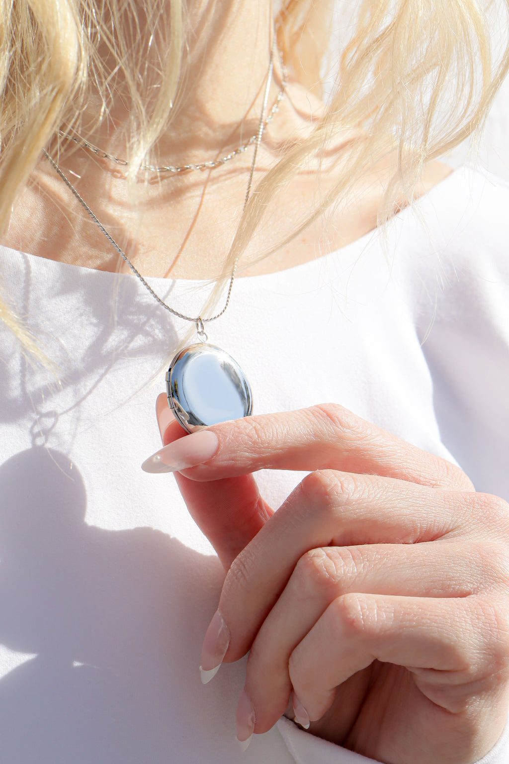 Gold Stainless Steel Locket Set – Heart Shaped, Vintage Oval & Minimalist Round Necklace