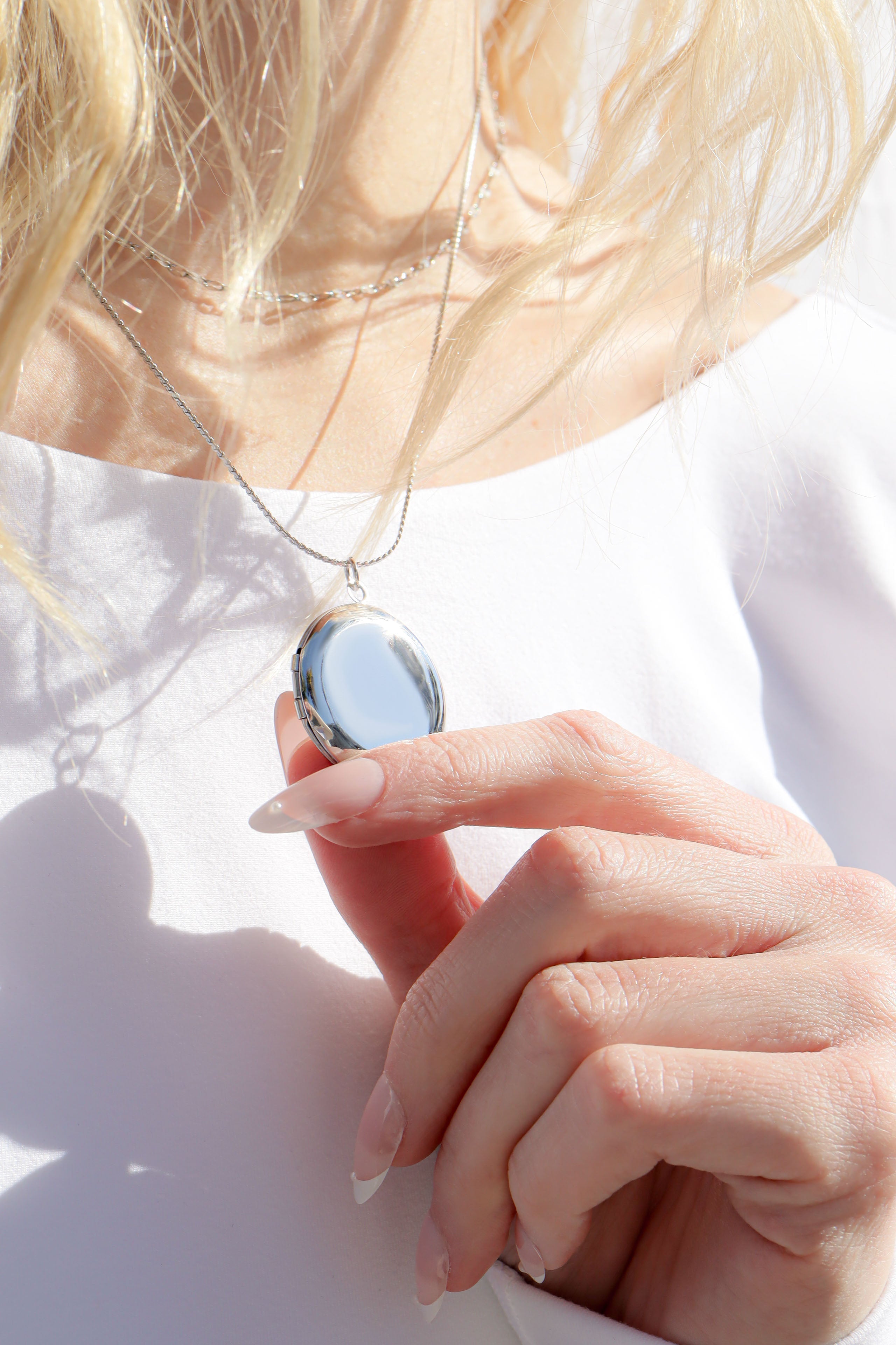 Gold Stainless Steel Locket Set – Heart Shaped, Vintage Oval & Minimalist Round Necklace