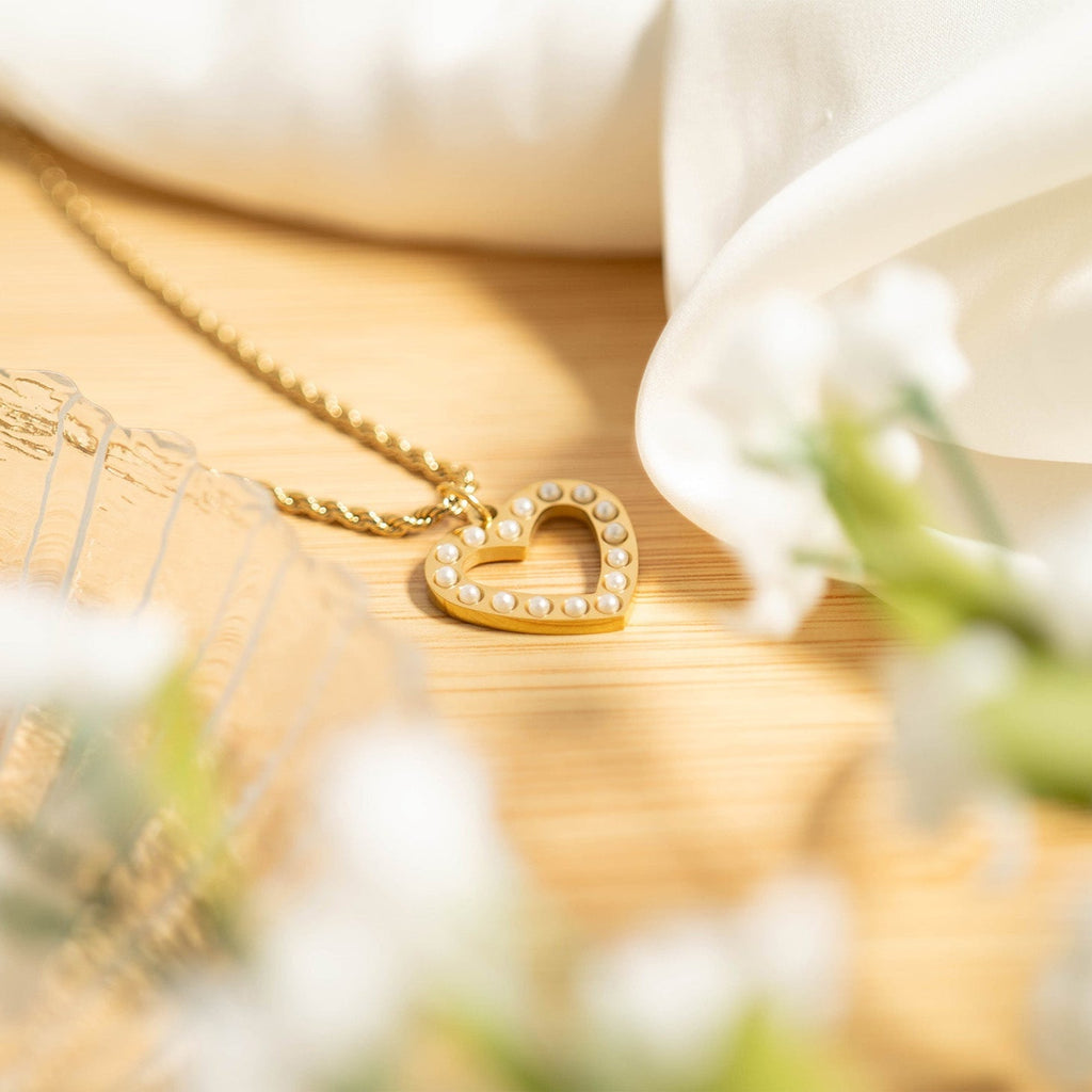 18K Gold Pearl Charm – Heart Shaped PVD Coated Stainless Steel Pendant