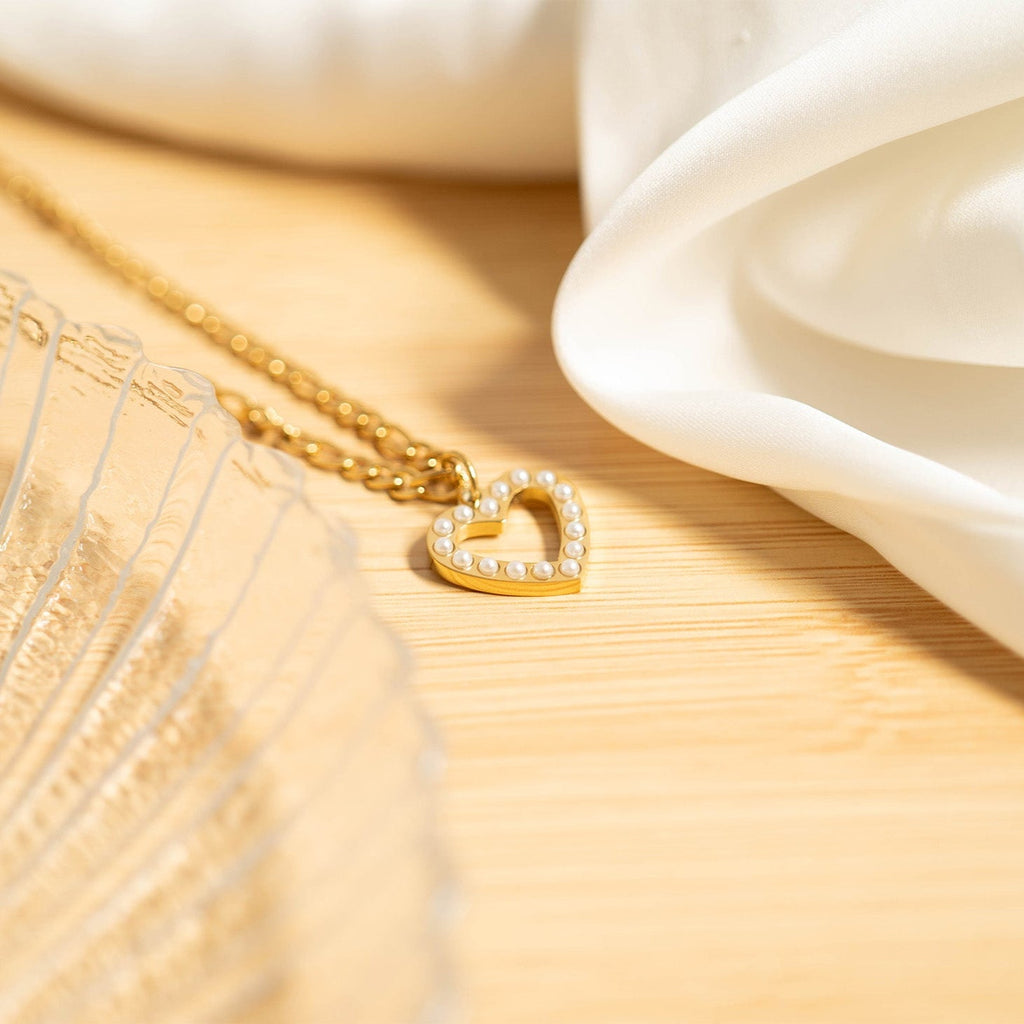 18K Gold Pearl Charm – Heart Shaped PVD Coated Stainless Steel Pendant