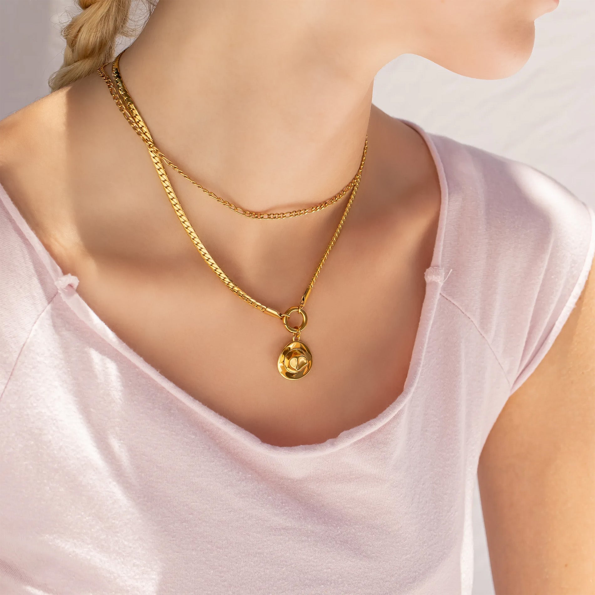 18K Gold Curb Necklace – Stainless Steel Charm Holder | Tarnish Resistant Jewelry