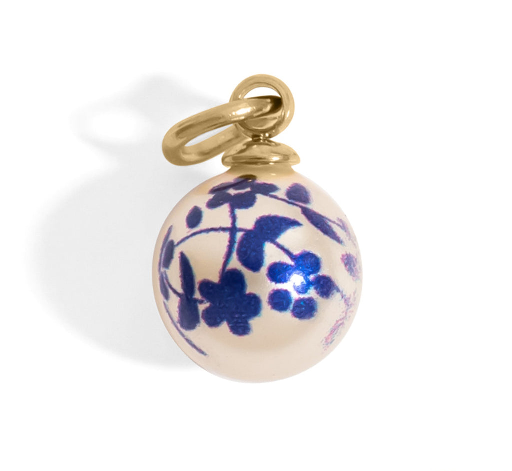 18K Gold Pearl Charm – Floral Printed Pearl Stainless Steel PVD Coated Jewelry