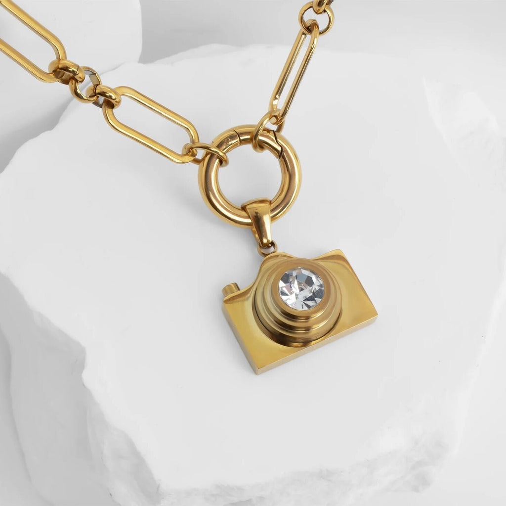 Gold Camera Charm – 18K PVD Coated Stainless Steel Artistic Pendant for Photography Lovers