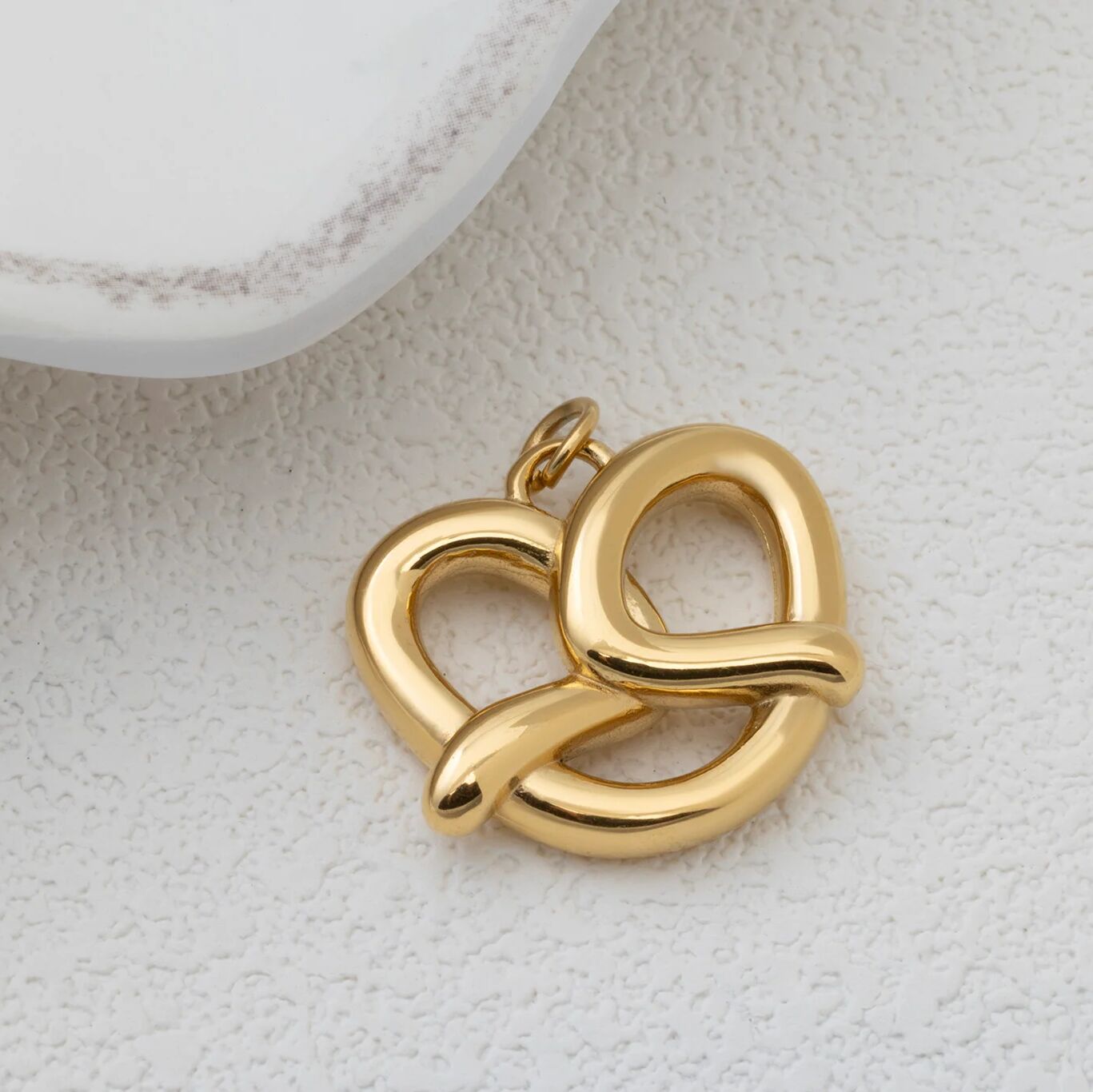 18K Gold PVD Stainless Steel Pretzel Charm- gold studio 