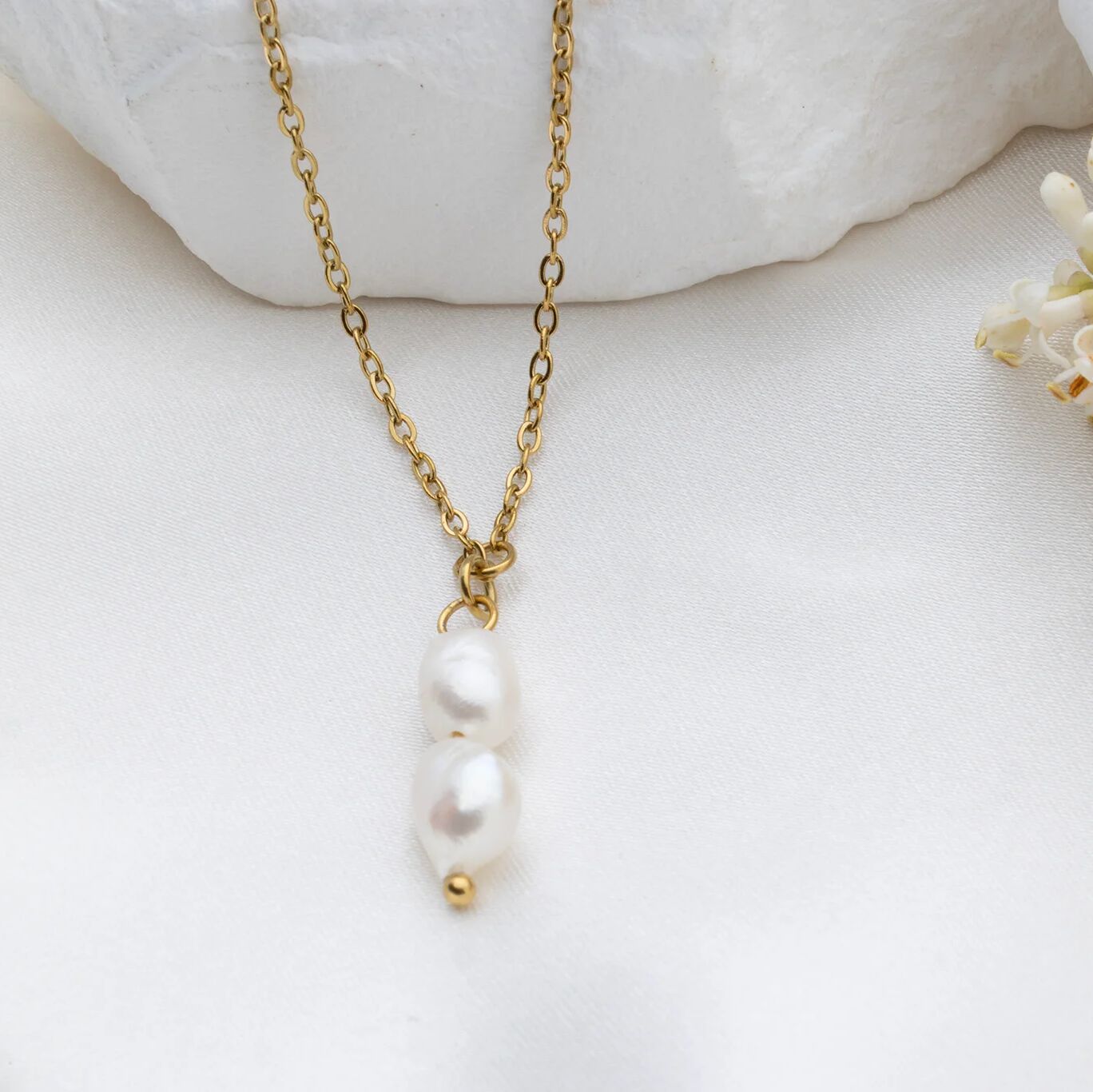 Gold Double Freshwater Charm 