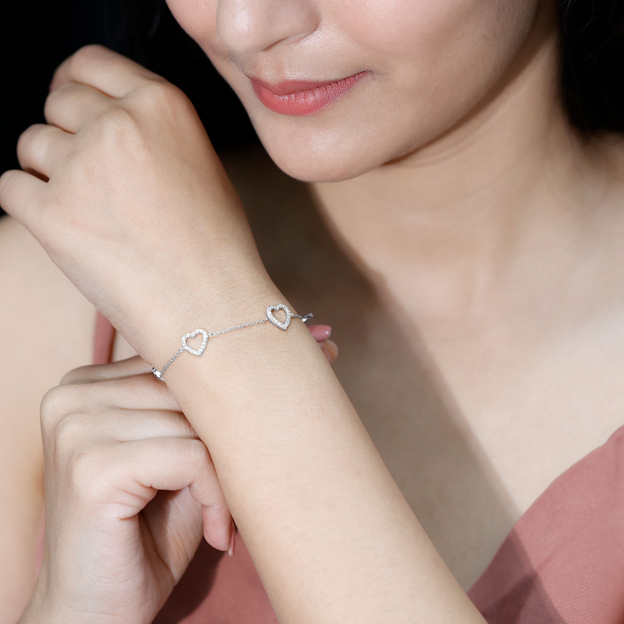 Diamond Heart Bracelet - Certified Prong Setting Chain With Round Brilliant Diamonds