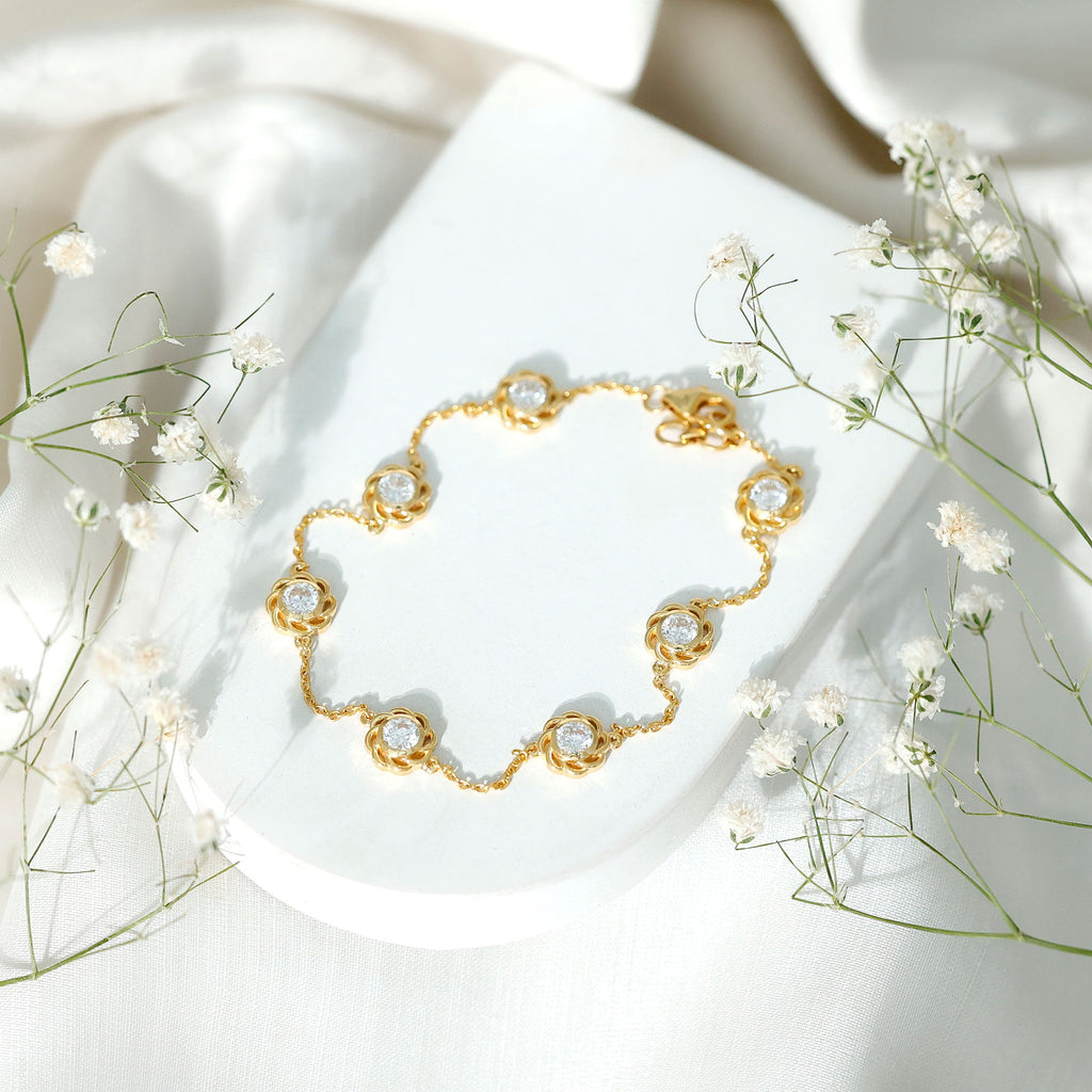 Lab Grown Diamond Bracelet – Delicate Floral Flower Station Chain Jewelry