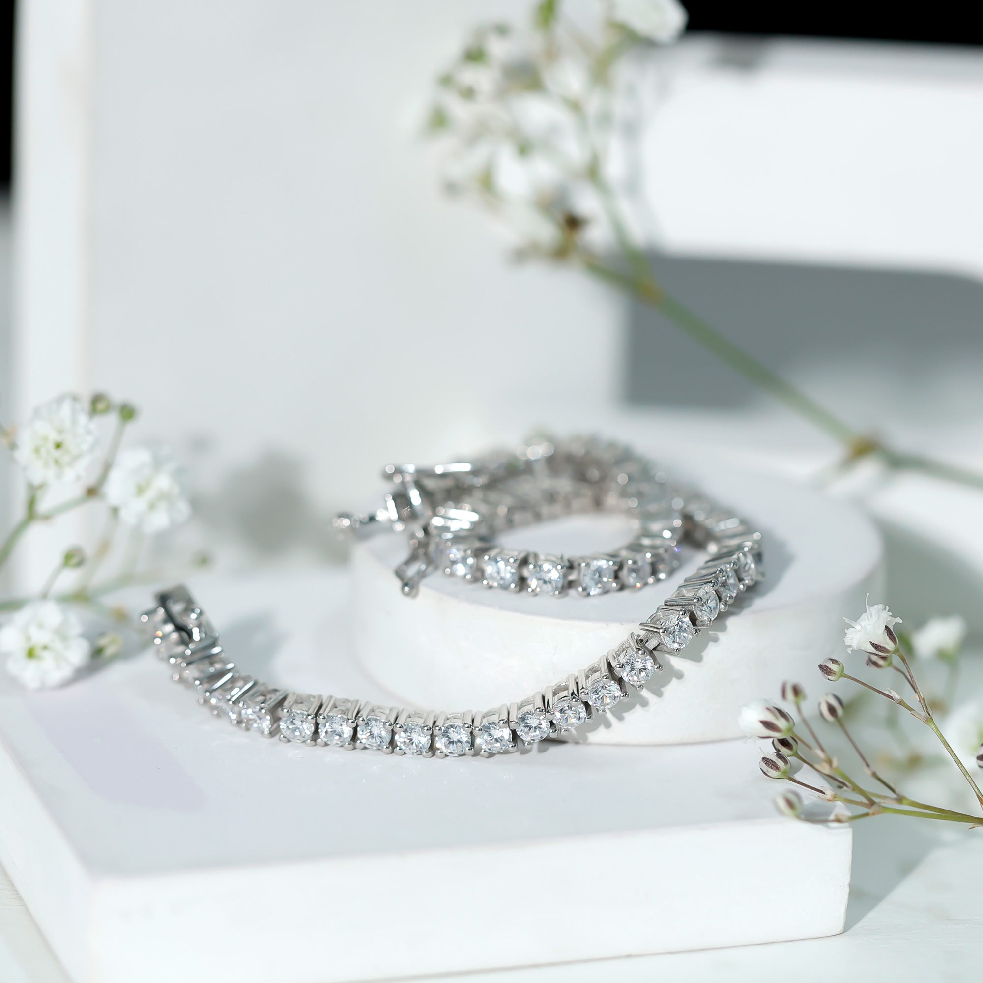 Lab Grown Diamond Bracelet – Classic Round Diamond Tennis Band in Prong Setting
