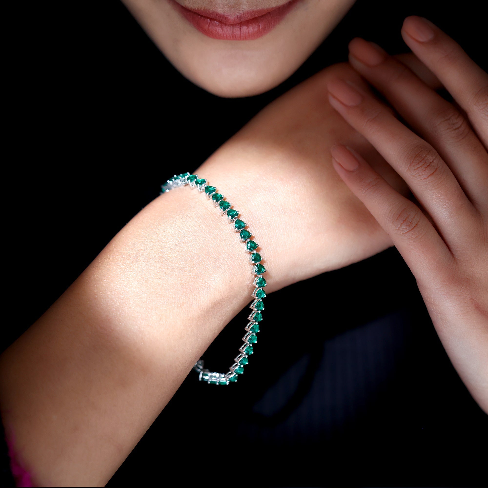 Lab Grown Emerald Bracelet – Heart Shaped Tennis Bracelet With AAAA Quality Emeralds