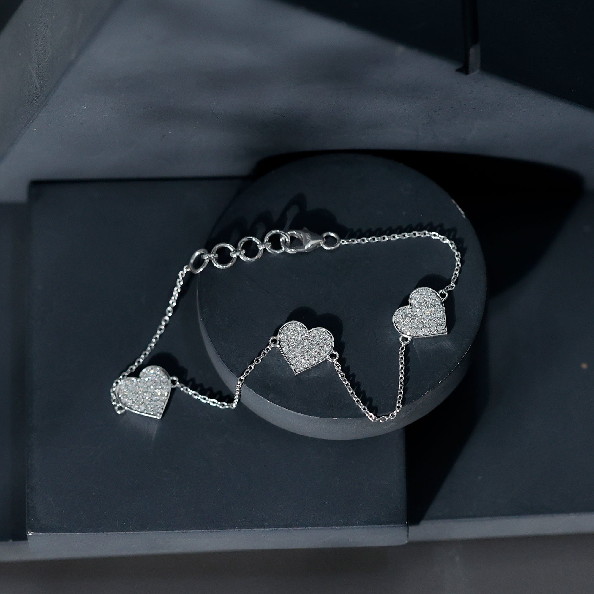 Lab Grown Diamond Bracelet – Pave Heart Motif Sparkling Jewelry for Women