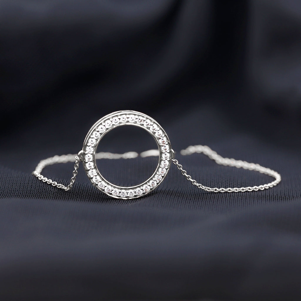 Lab Grown Diamond Bracelet – Open Circle Charm with Round Brilliant Diamonds