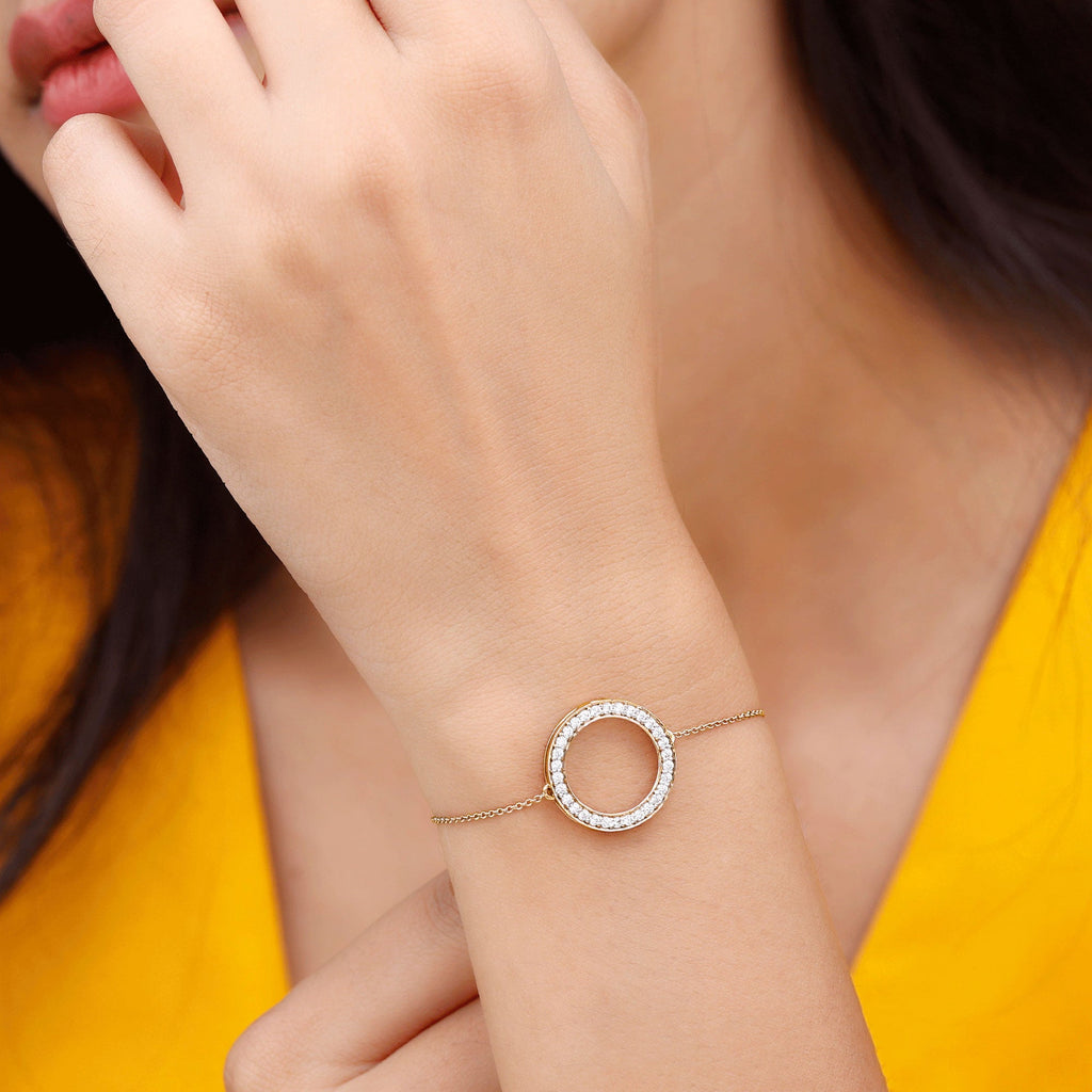 Lab Grown Diamond Bracelet – Open Circle Charm with Round Brilliant Diamonds