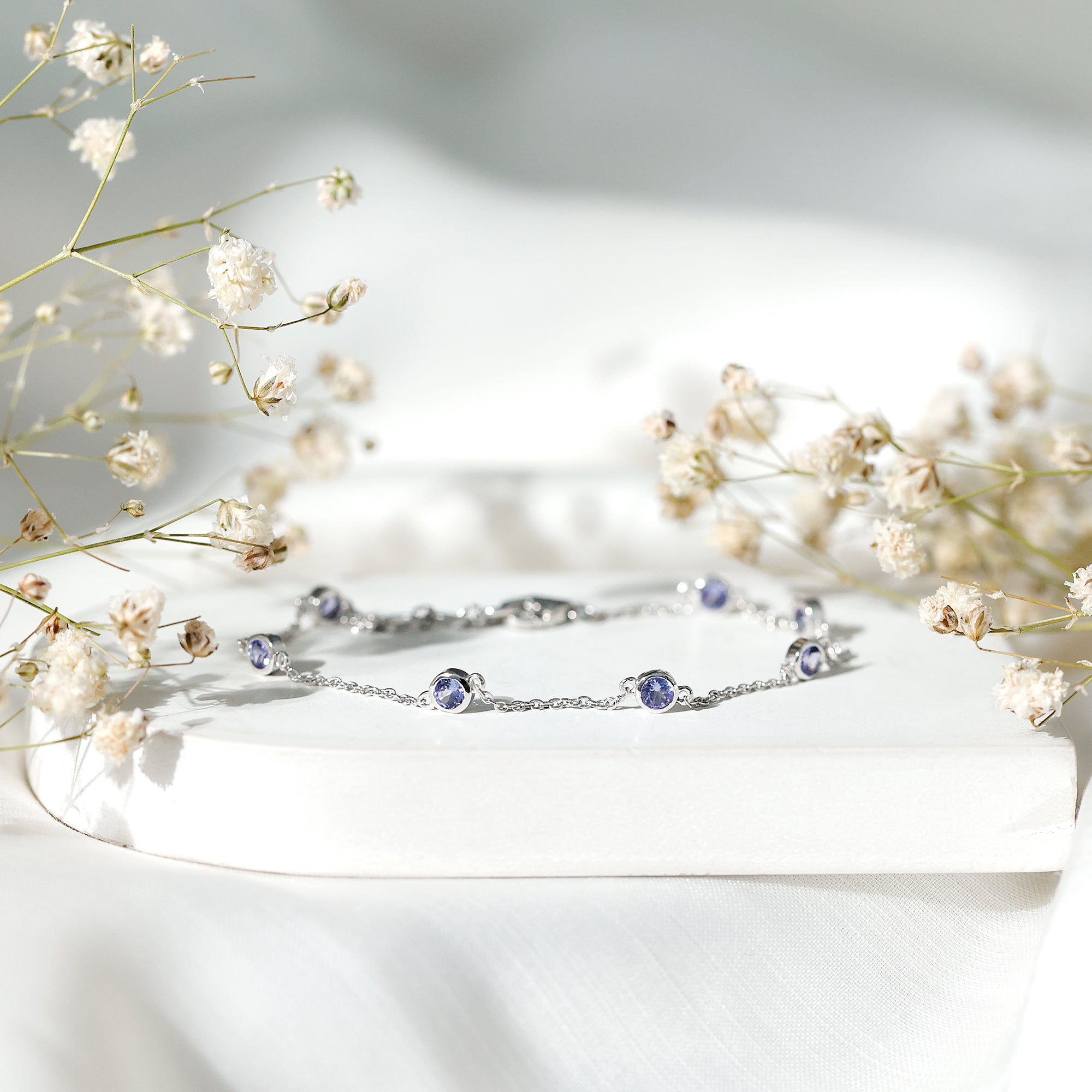 Natural Tanzanite Bracelet – Certified Blue Gemstone Chain with Bezel Setting Stones
