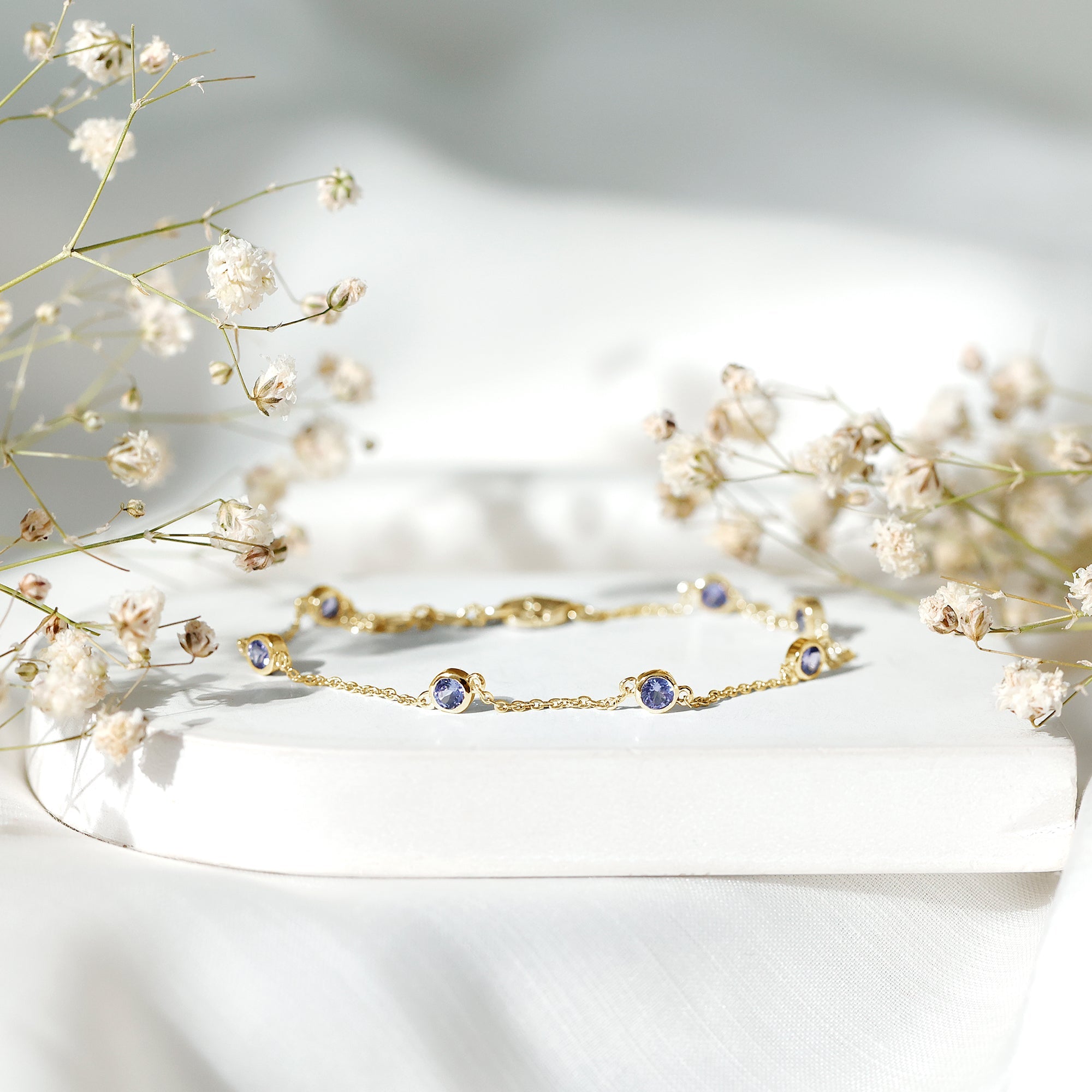 Natural Tanzanite Bracelet – Certified Blue Gemstone Chain with Bezel Setting Stones