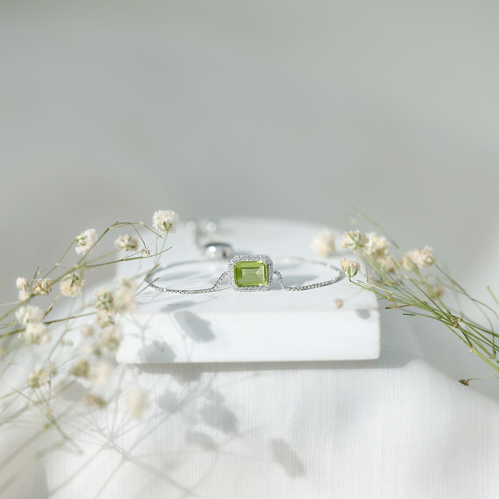 Peridot Bolo Bracelet – Adjustable Emerald Cut Bracelet With Diamond Halo