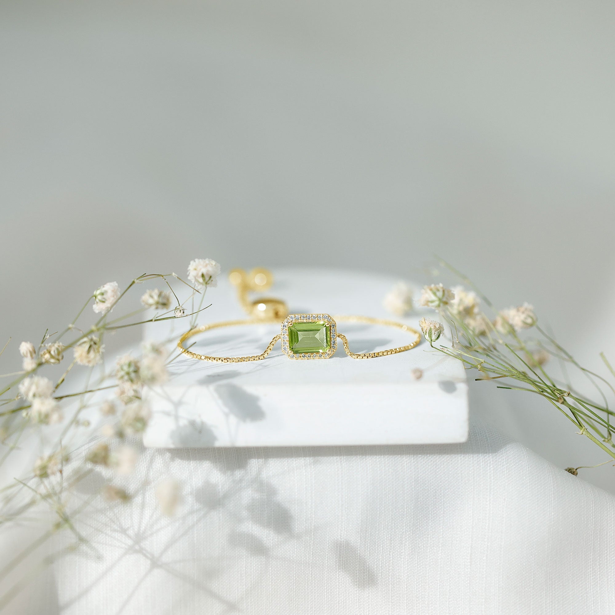 Peridot Bolo Bracelet – Adjustable Emerald Cut Bracelet With Diamond Halo