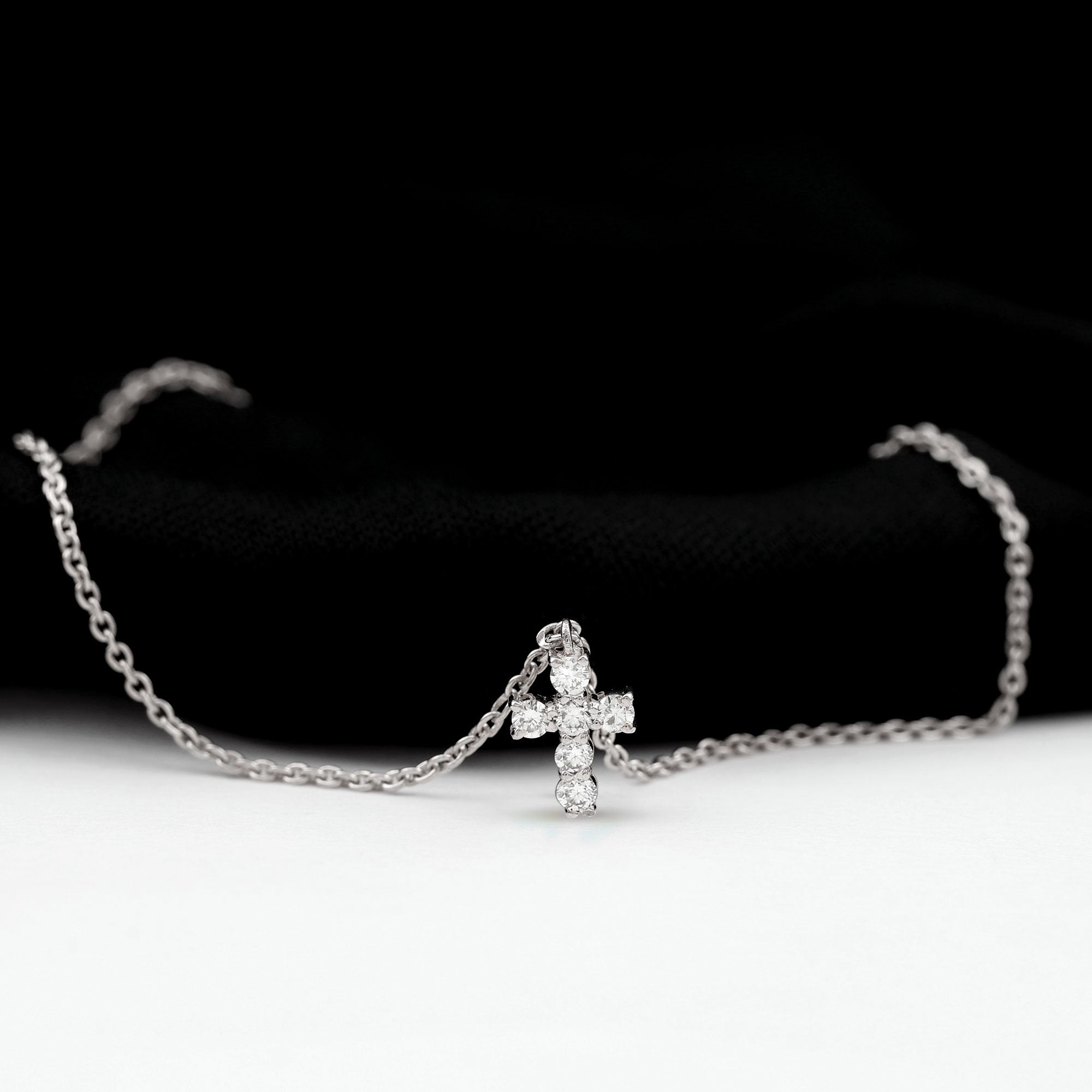 Diamond Cross Bracelet - Elegant Chain Bracelet With Round Brilliant Diamond Charm